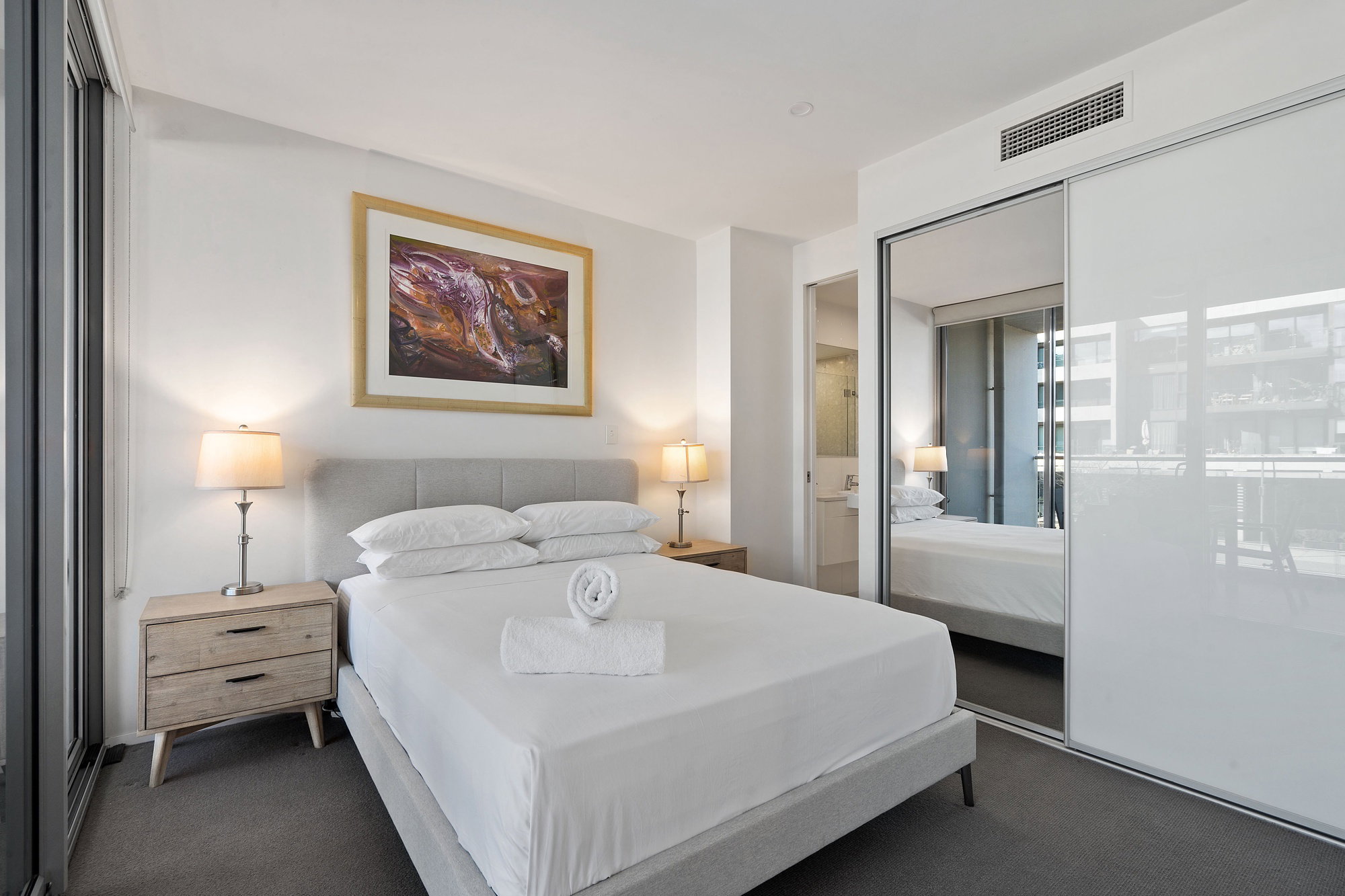 Furnished 2 Bedroom Apartment in Kingston