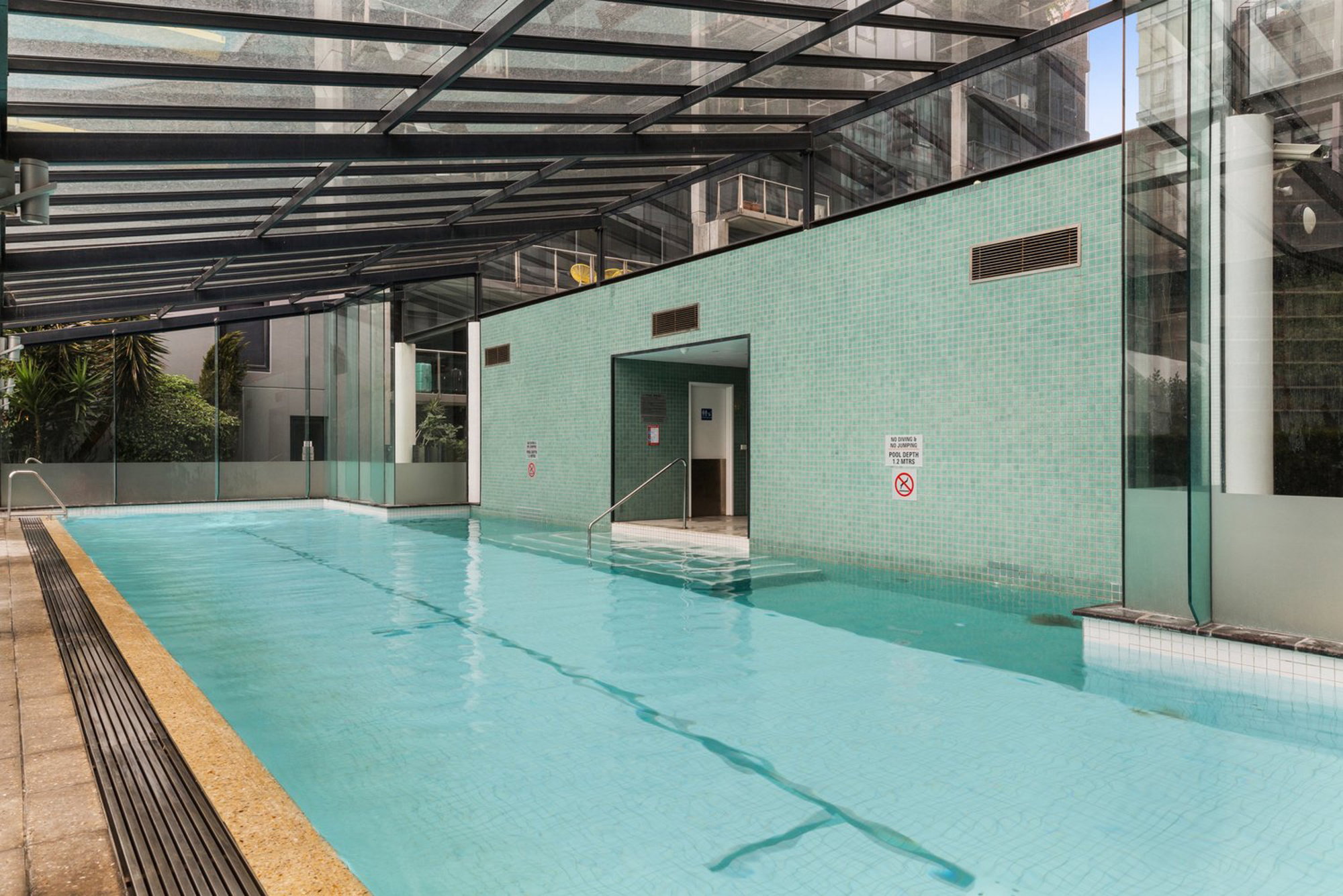Furnished 2 Bedroom Apartment in Southbank