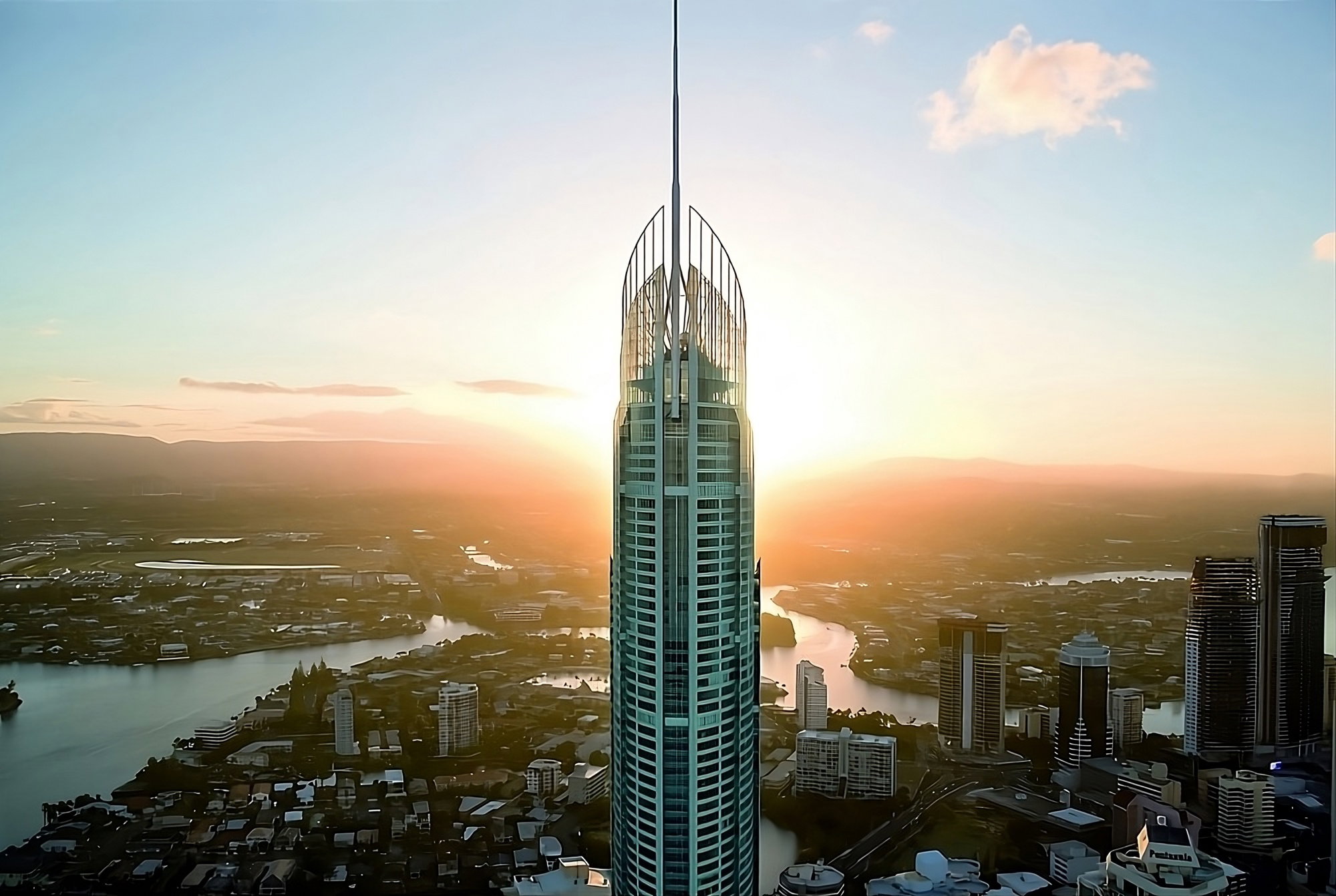Furnished 2 Bedroom Apartment in Surfers Paradise
