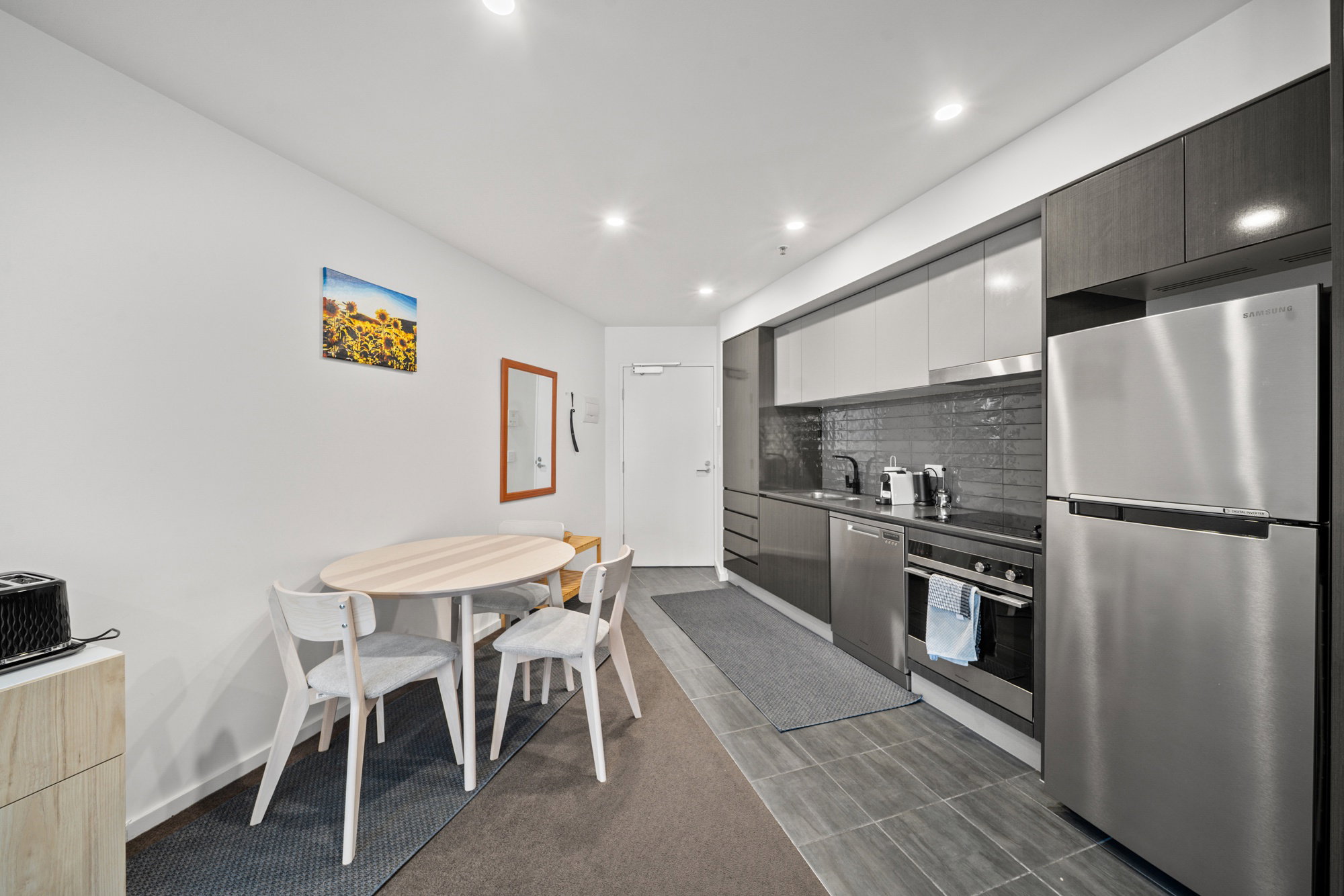 Furnished 1 Bedroom Apartment in Gungahlin