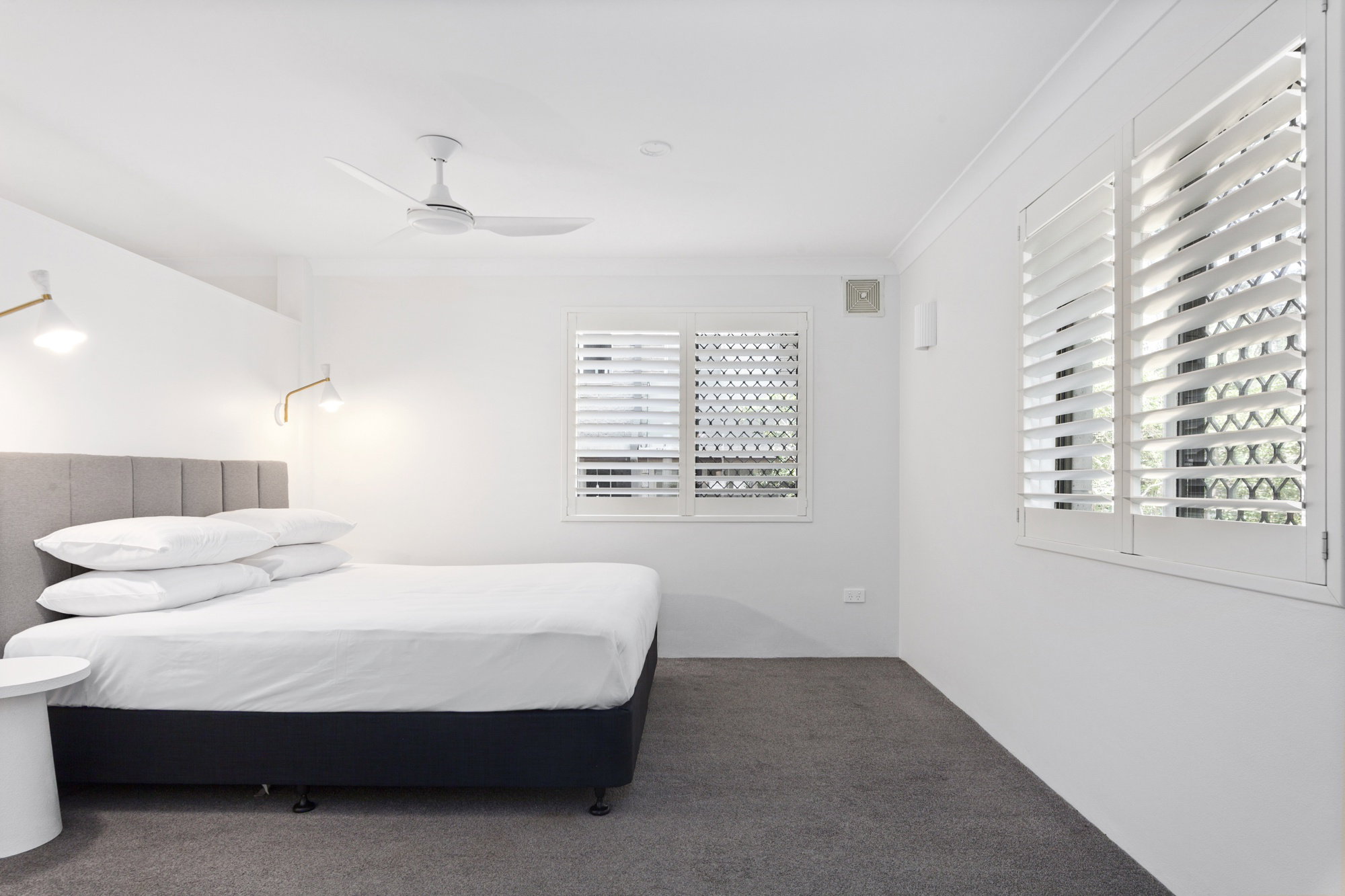 Furnished 3 Bedroom Apartment in Newport