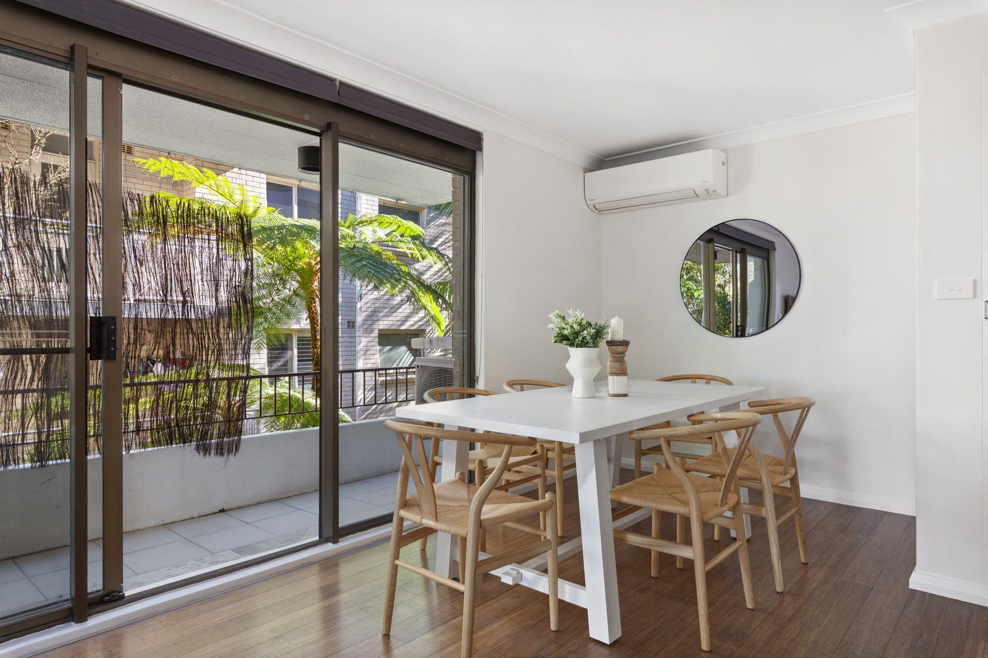 Furnished 3 Bedroom Apartment in Newport
