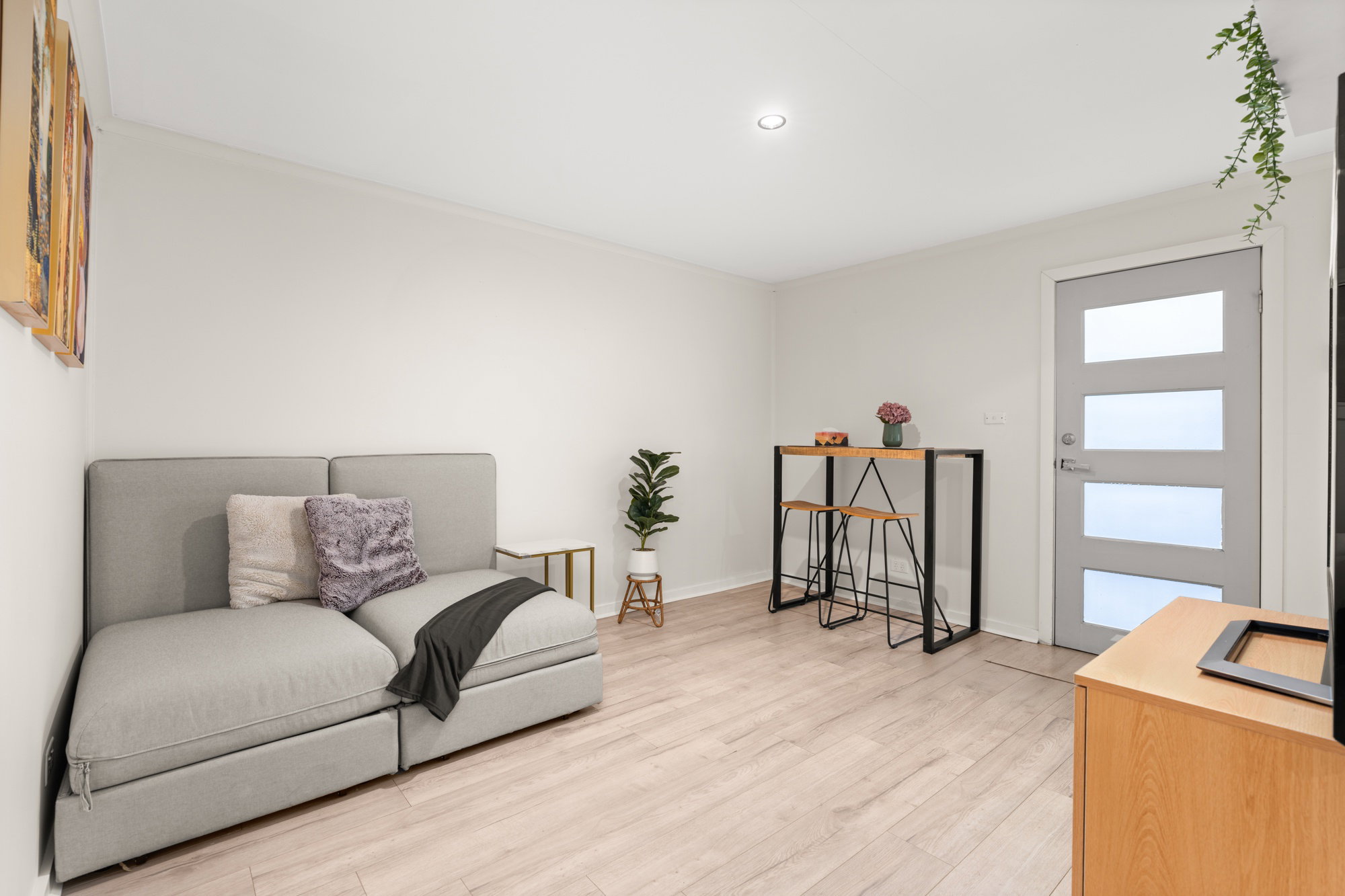 Furnished 1 Bedroom Apartment in Bomaderry