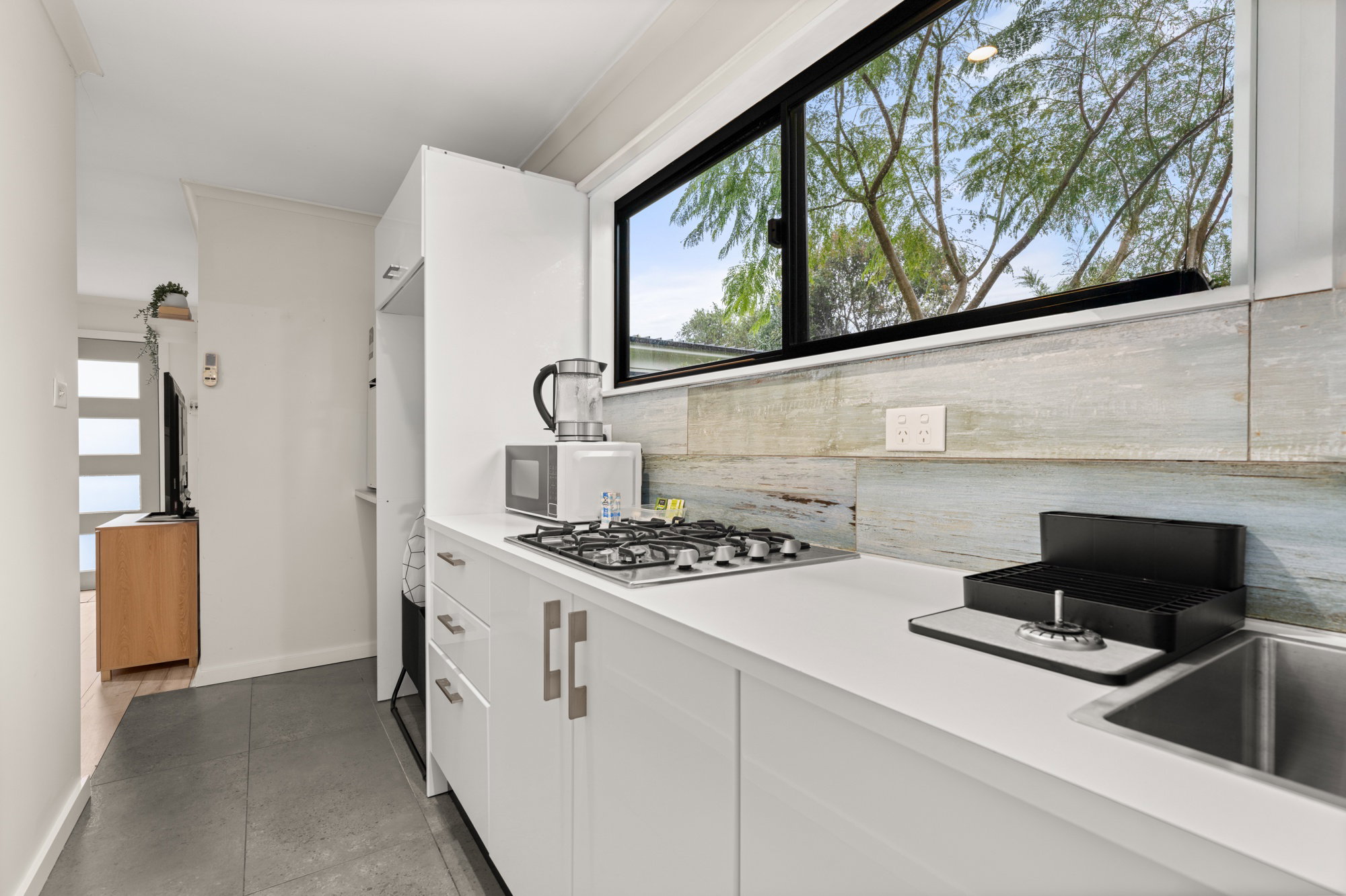 Furnished 1 Bedroom Apartment in Bomaderry