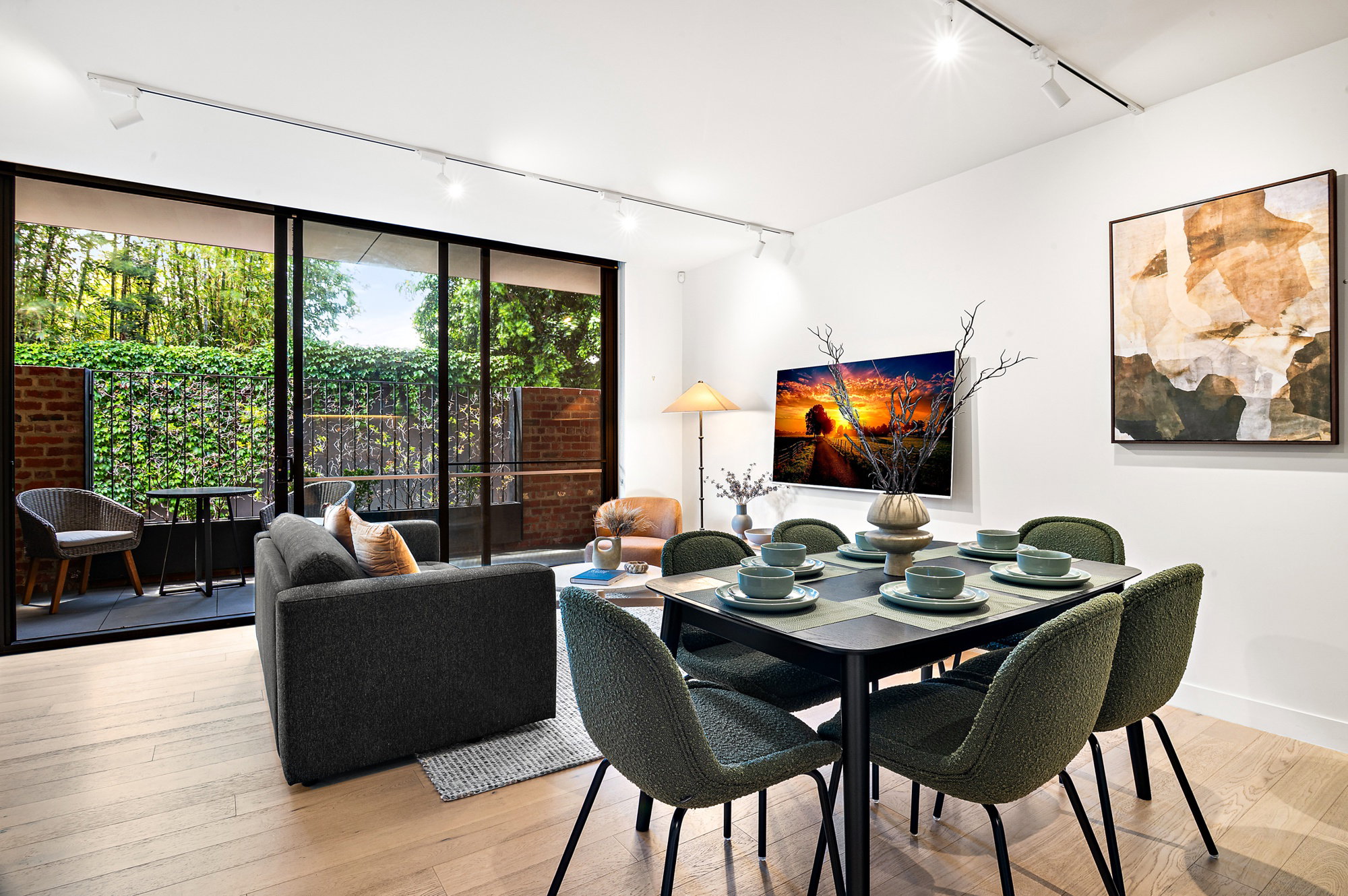 Furnished 3 Bedroom House in Fitzroy