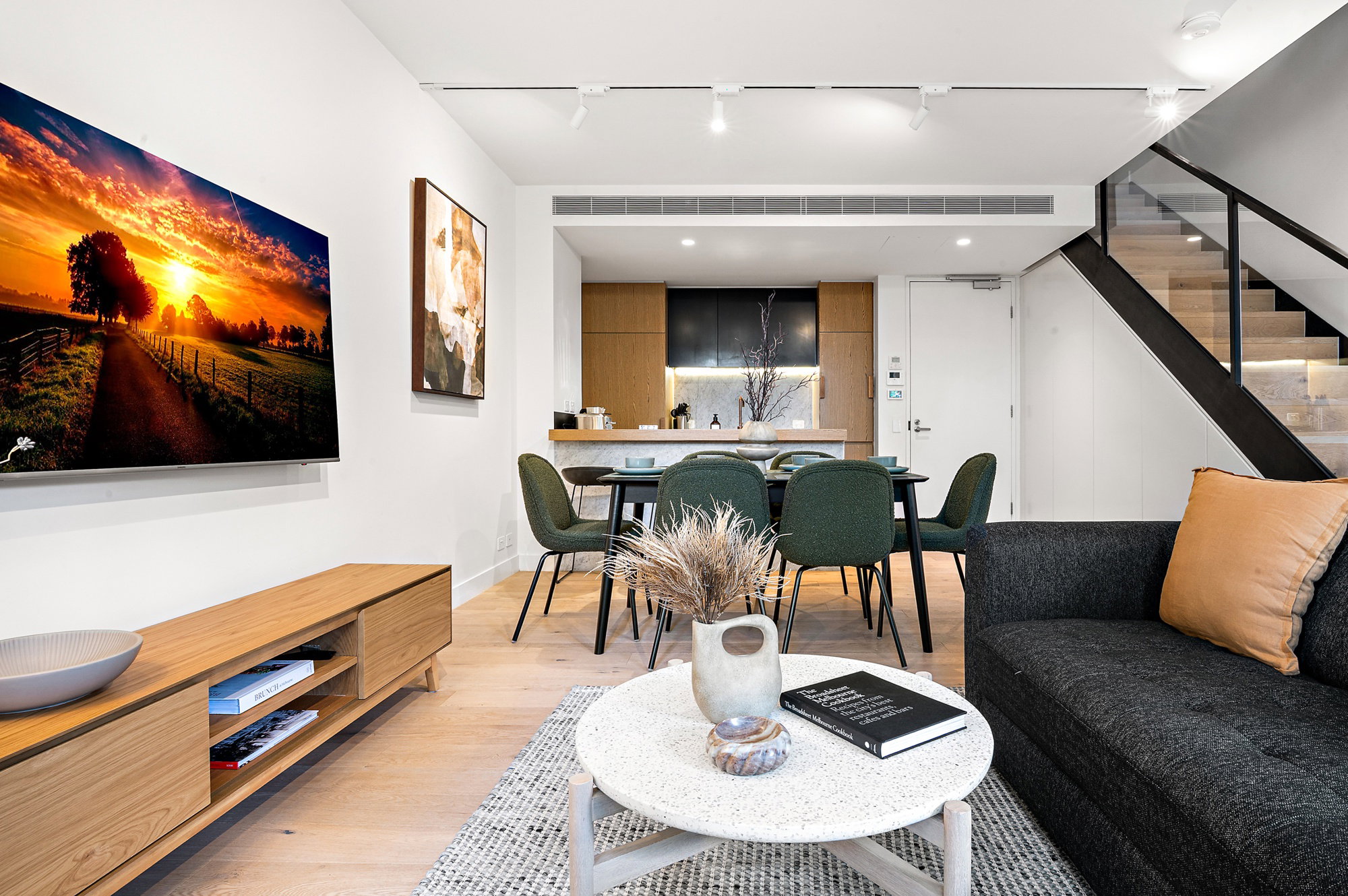 Furnished 3 Bedroom House in Fitzroy