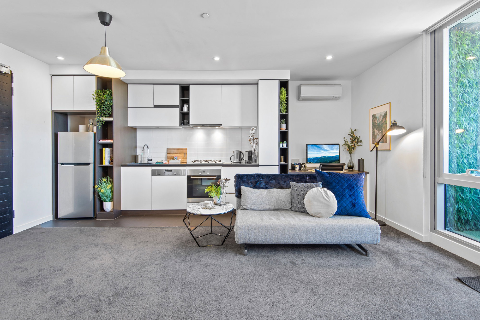 Furnished 1 Bedroom Apartment in South Yarra