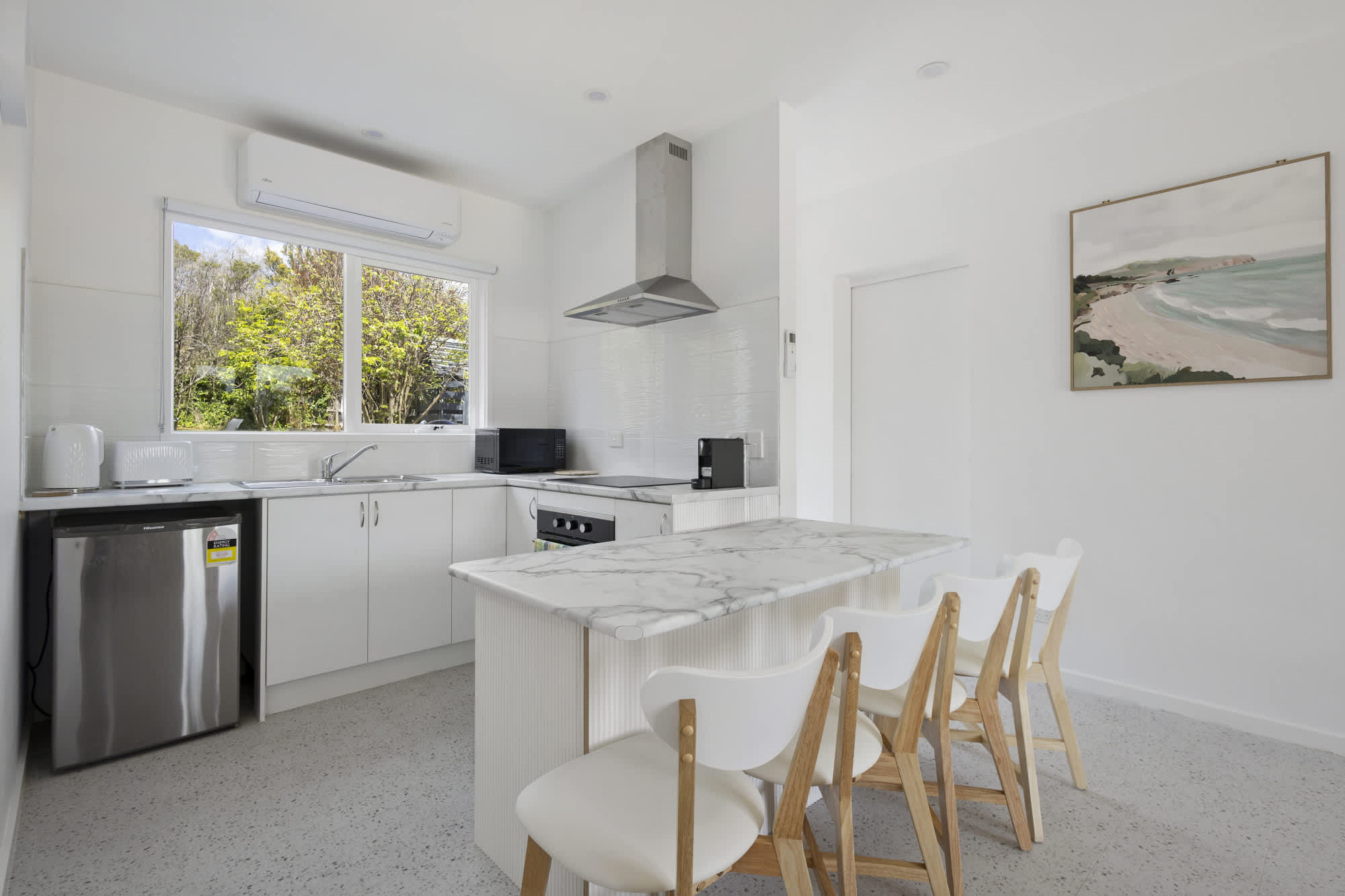 Furnished 2 Bedroom Apartment in McCrae