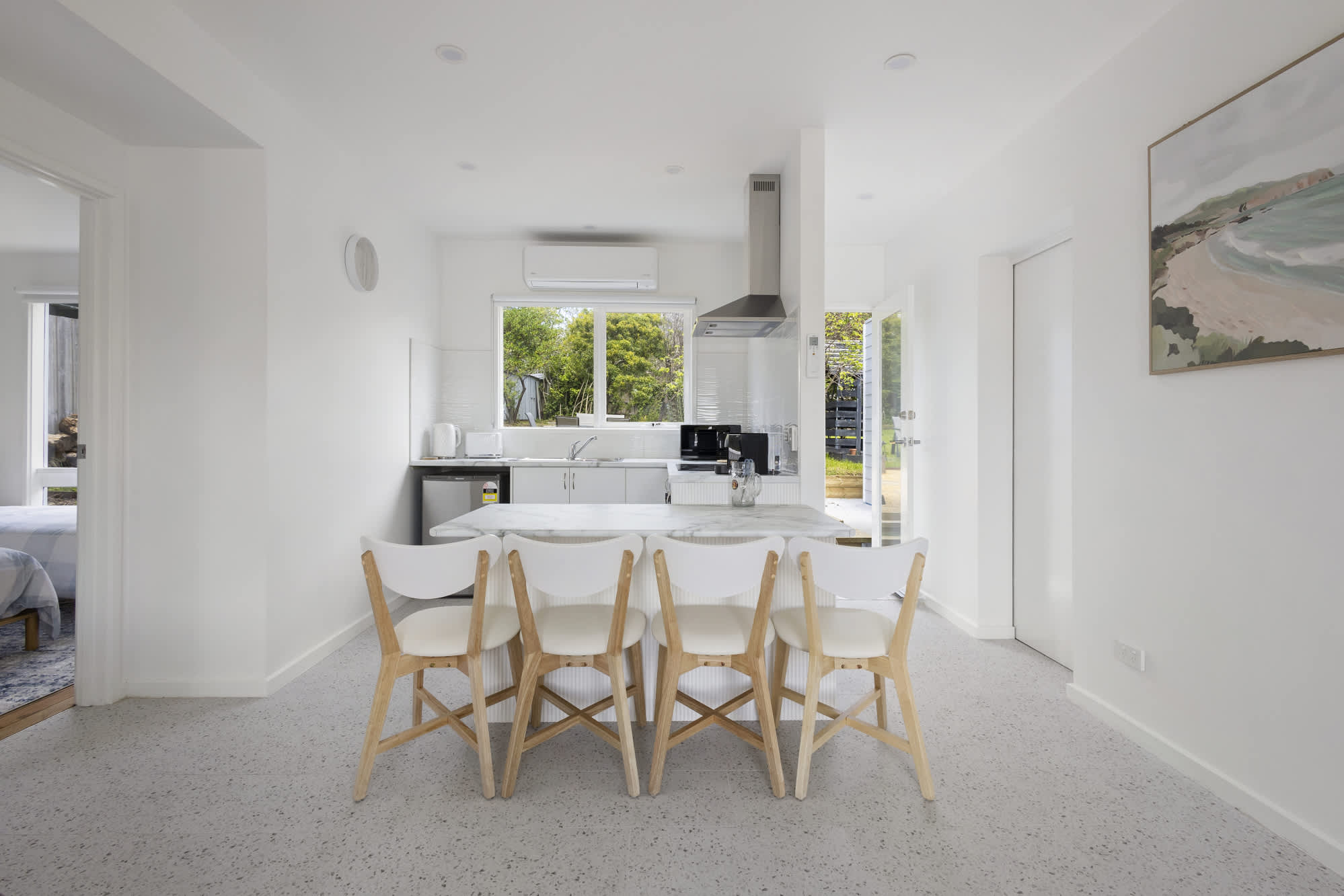 Furnished 2 Bedroom Apartment in McCrae