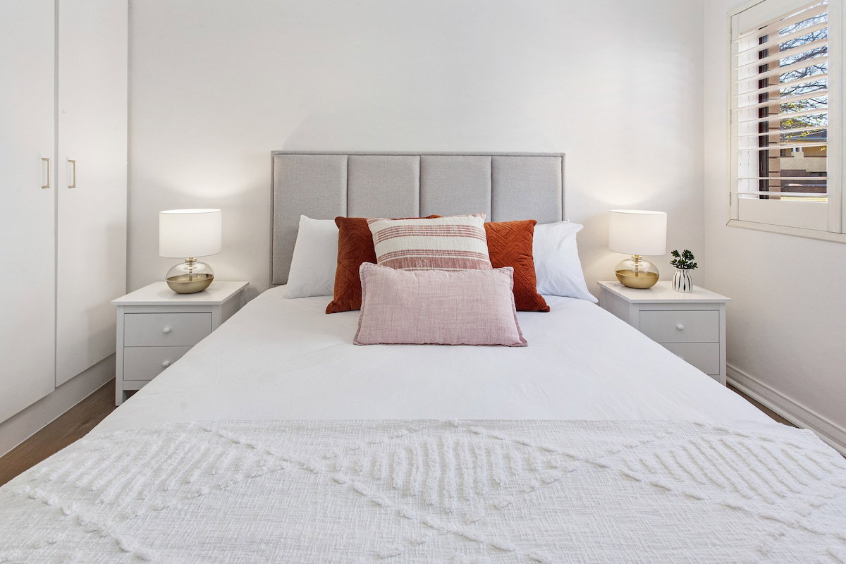 Furnished 2 Bedroom Apartment in New Farm