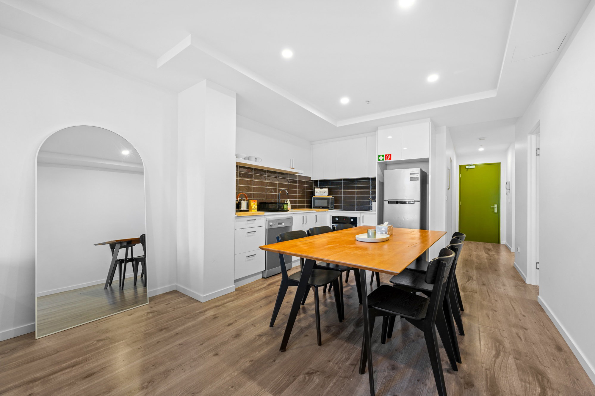Furnished 2 Bedroom Apartment in Abbotsford