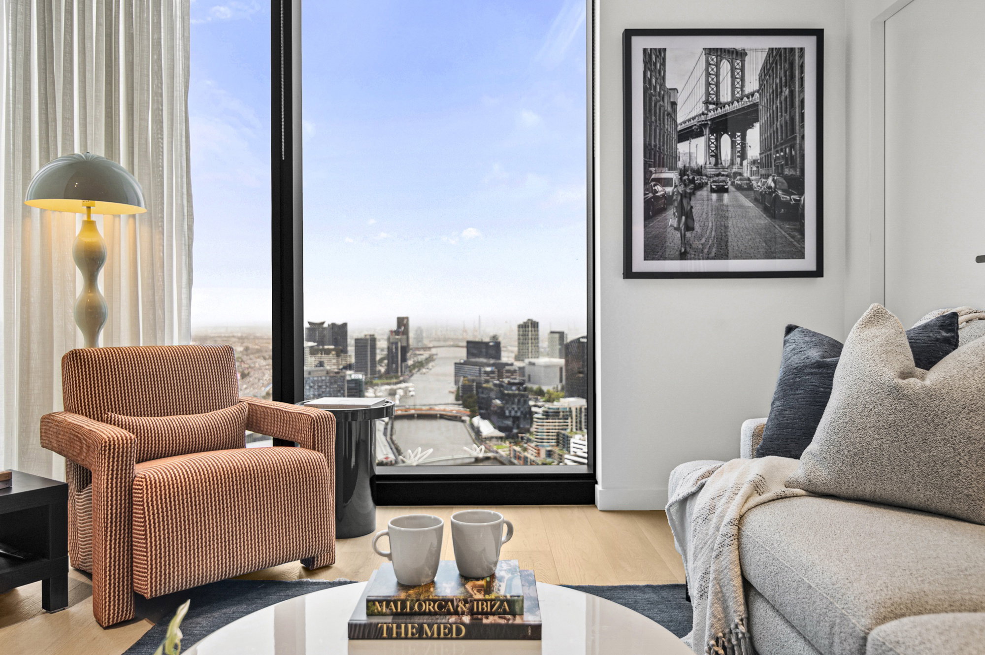 Furnished 1 Bedroom Apartment in Southbank