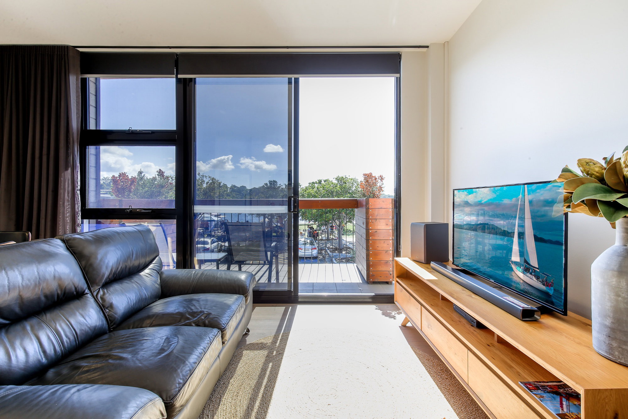 Furnished 2 Bedroom Apartment in Batemans Bay