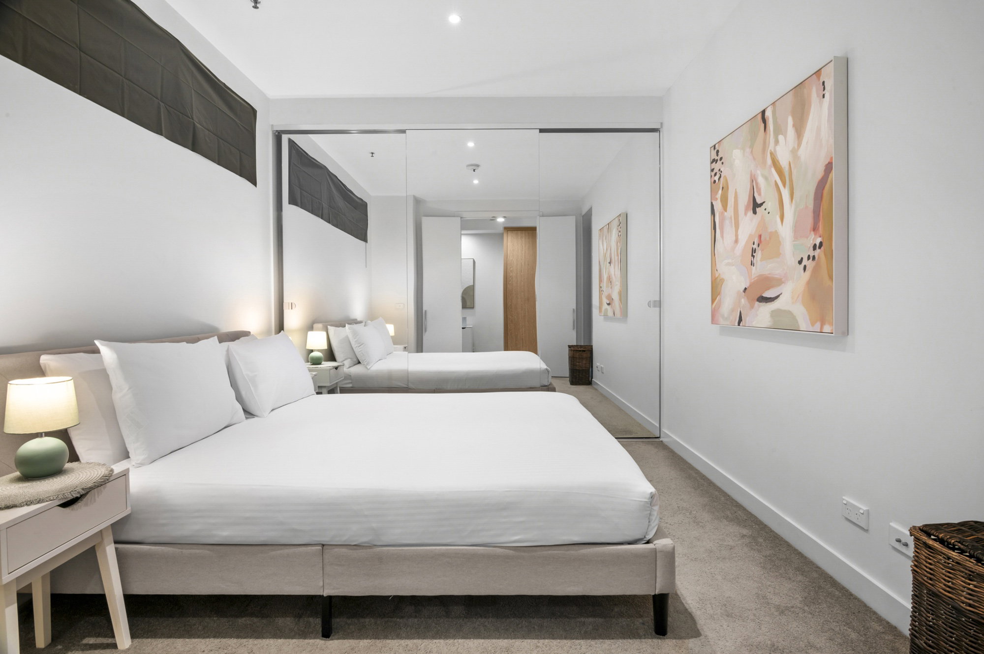 Furnished 2 Bedroom Apartment in South Yarra
