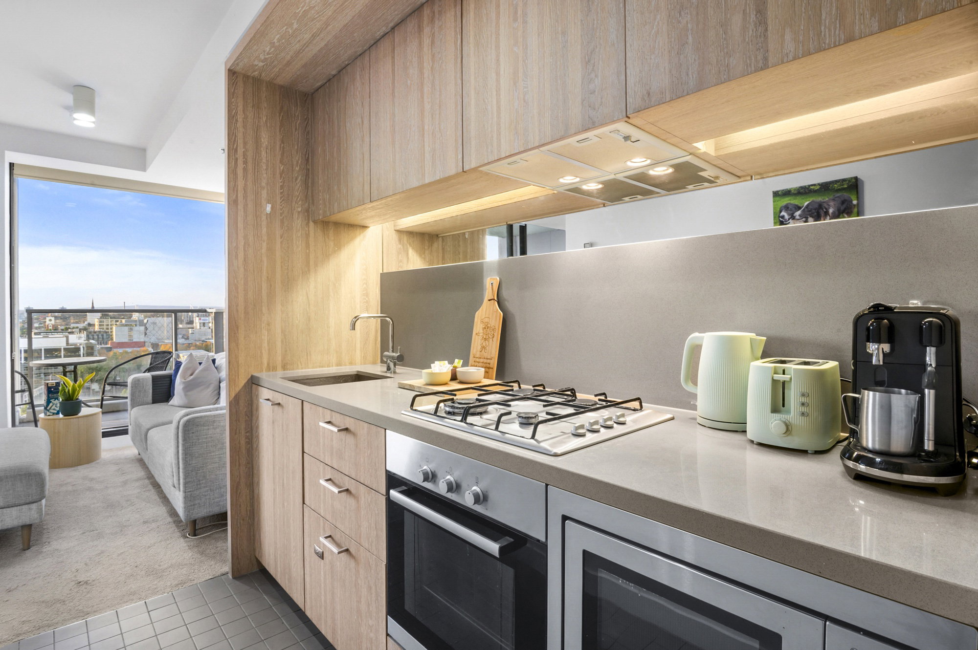 Furnished 2 Bedroom Apartment in South Yarra