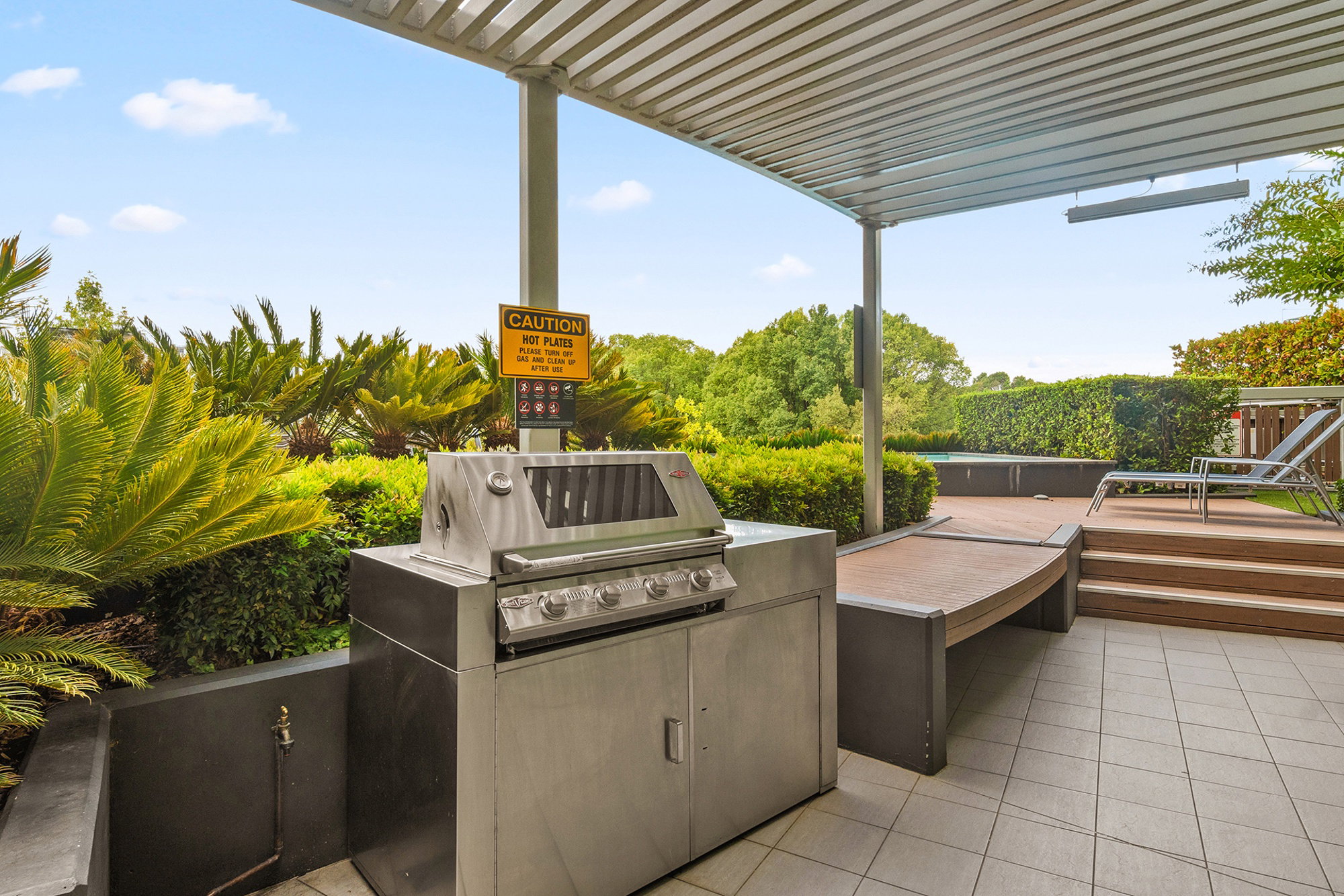 Furnished 1 Bedroom Apartment in Canberra