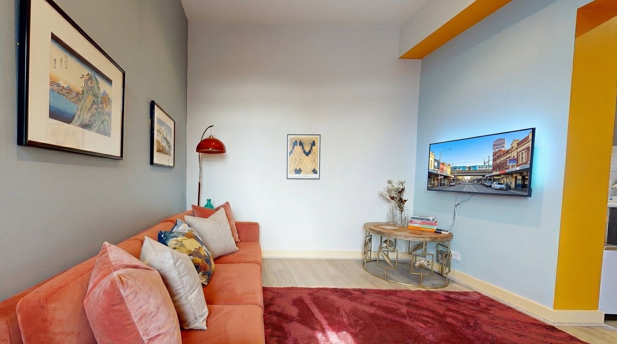 Furnished 1 Bedroom Apartment in Footscray