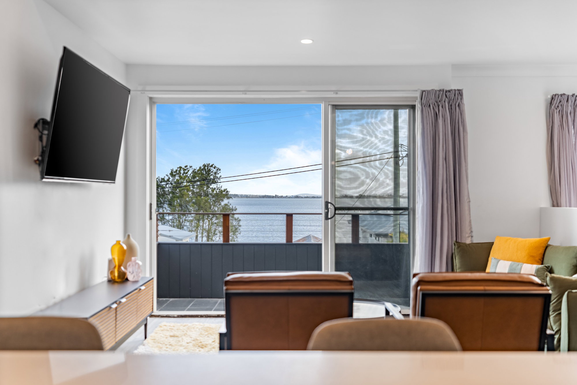 Furnished 2 Bedroom Apartment in Buff Point
