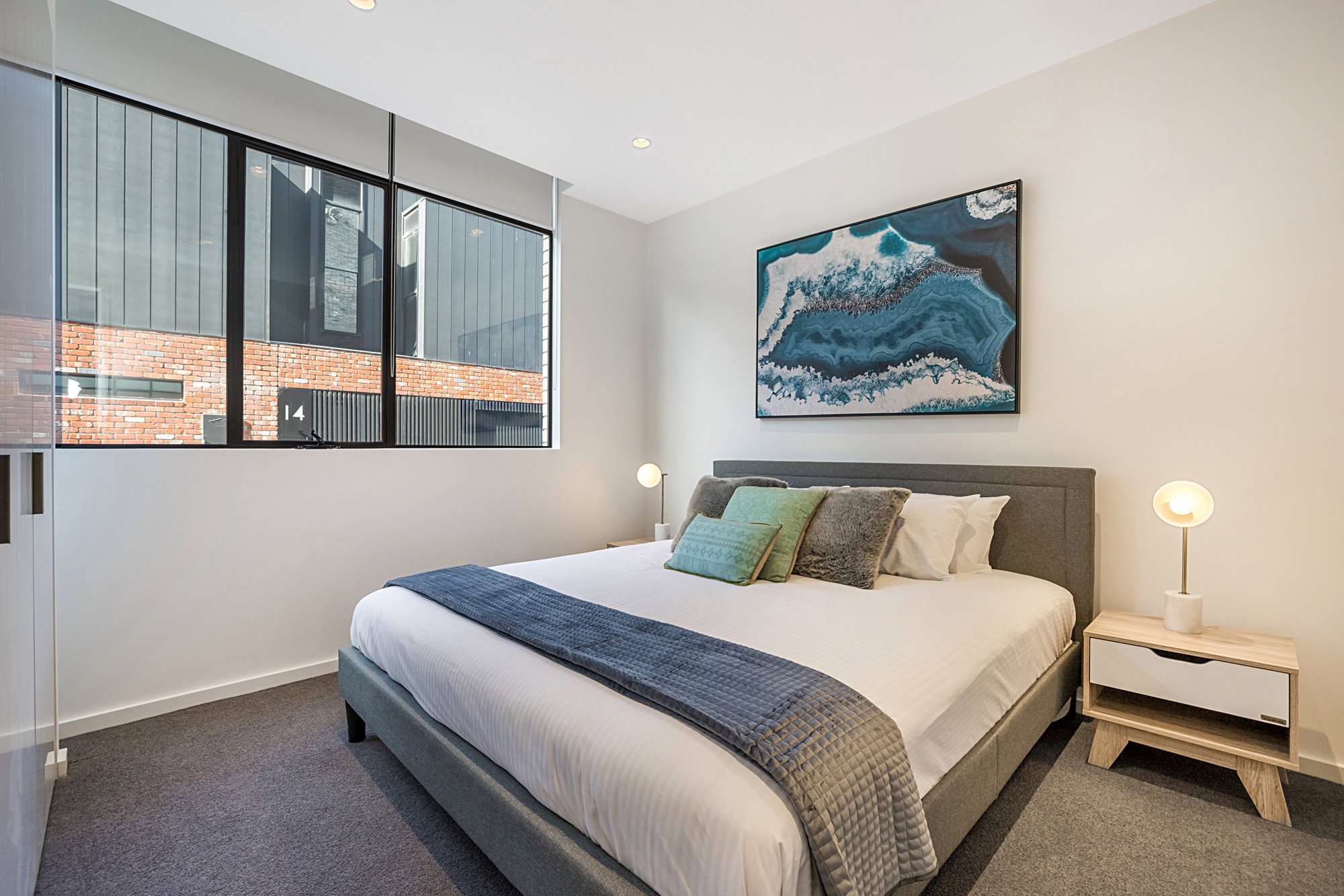 Furnished 2 Bedroom Apartment in Windsor