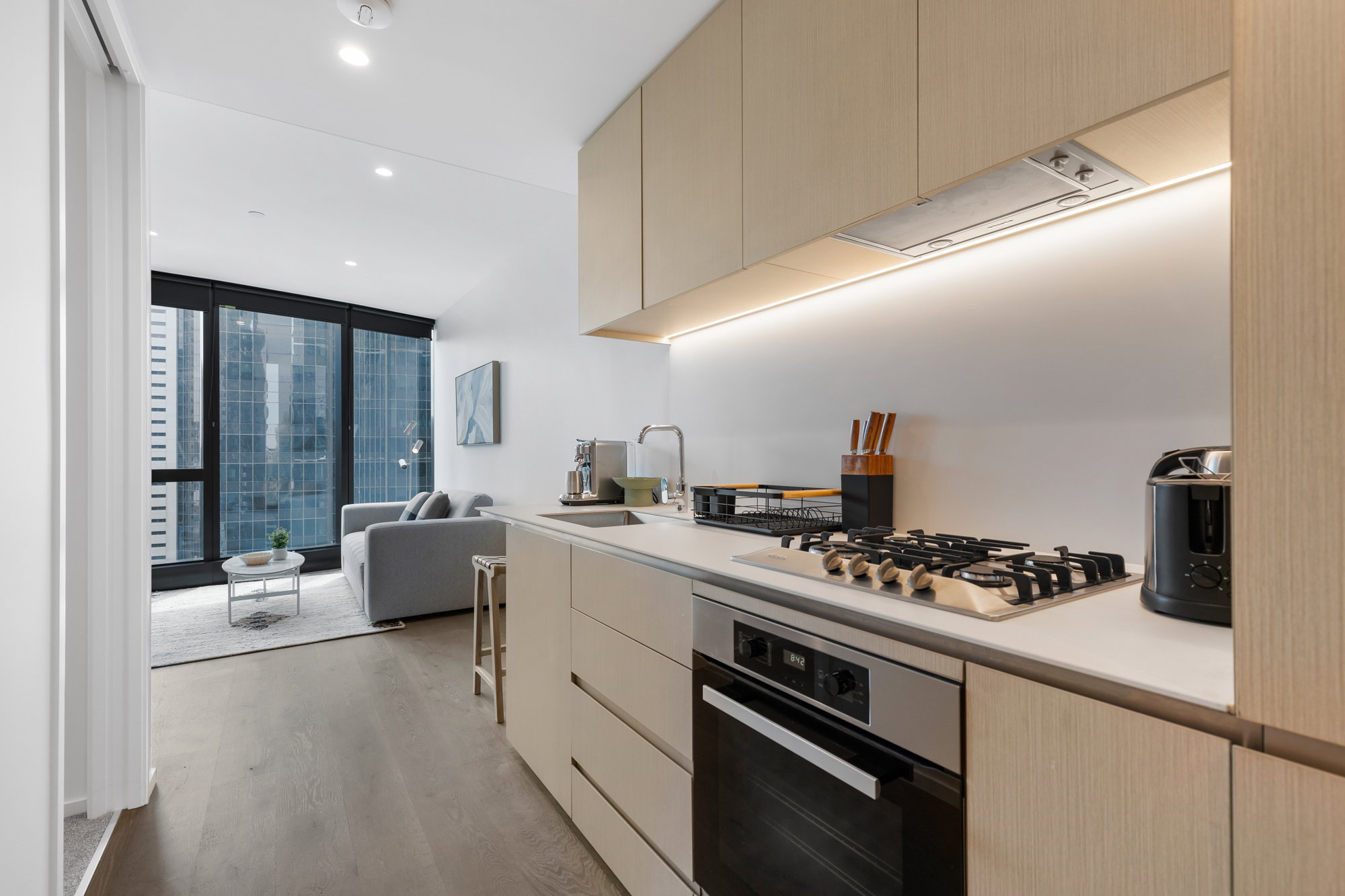 Furnished 1 Bedroom Apartment in Southbank