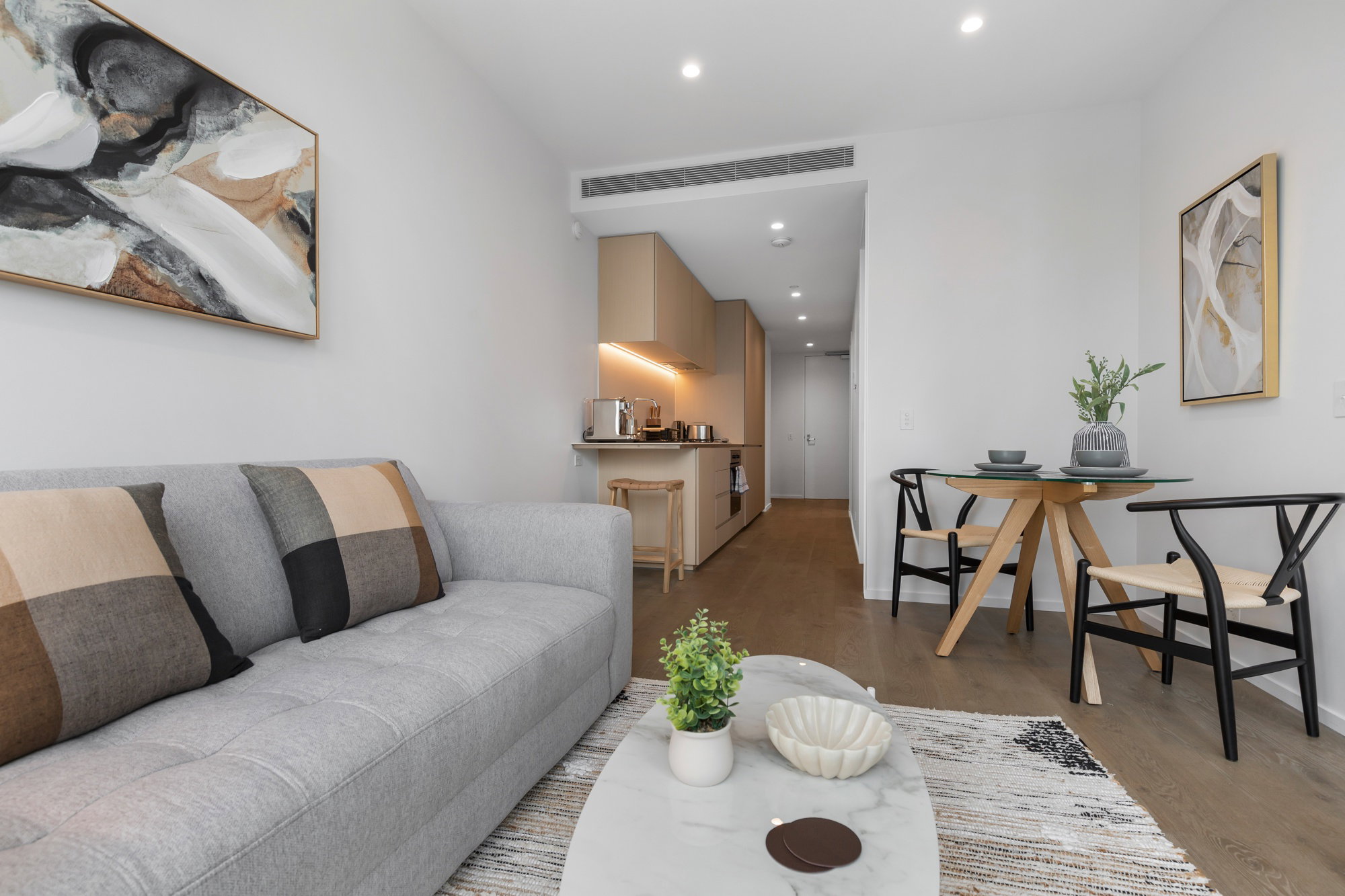 Furnished 1 Bedroom Apartment in Southbank