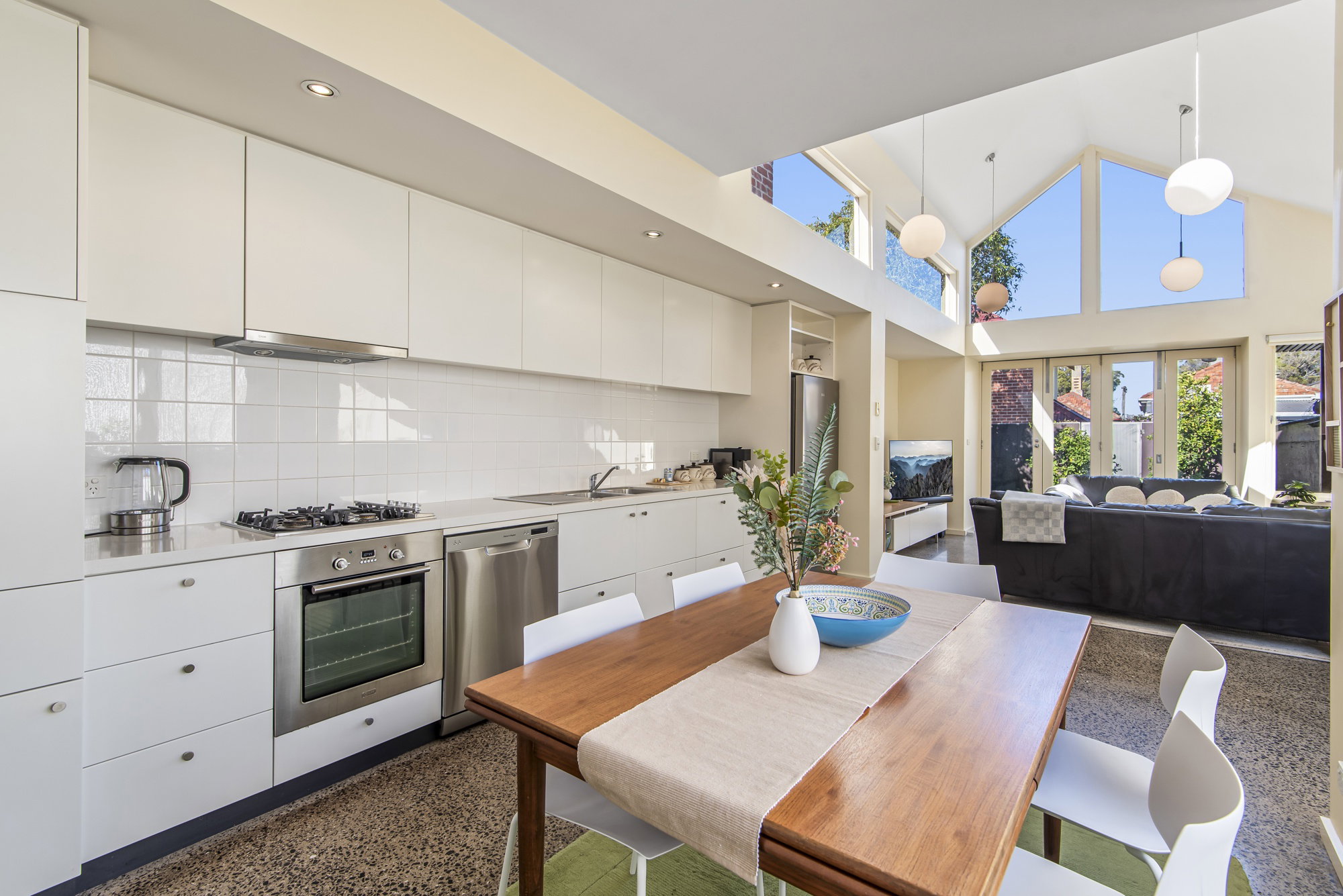 Furnished 2 Bedroom House in Brunswick