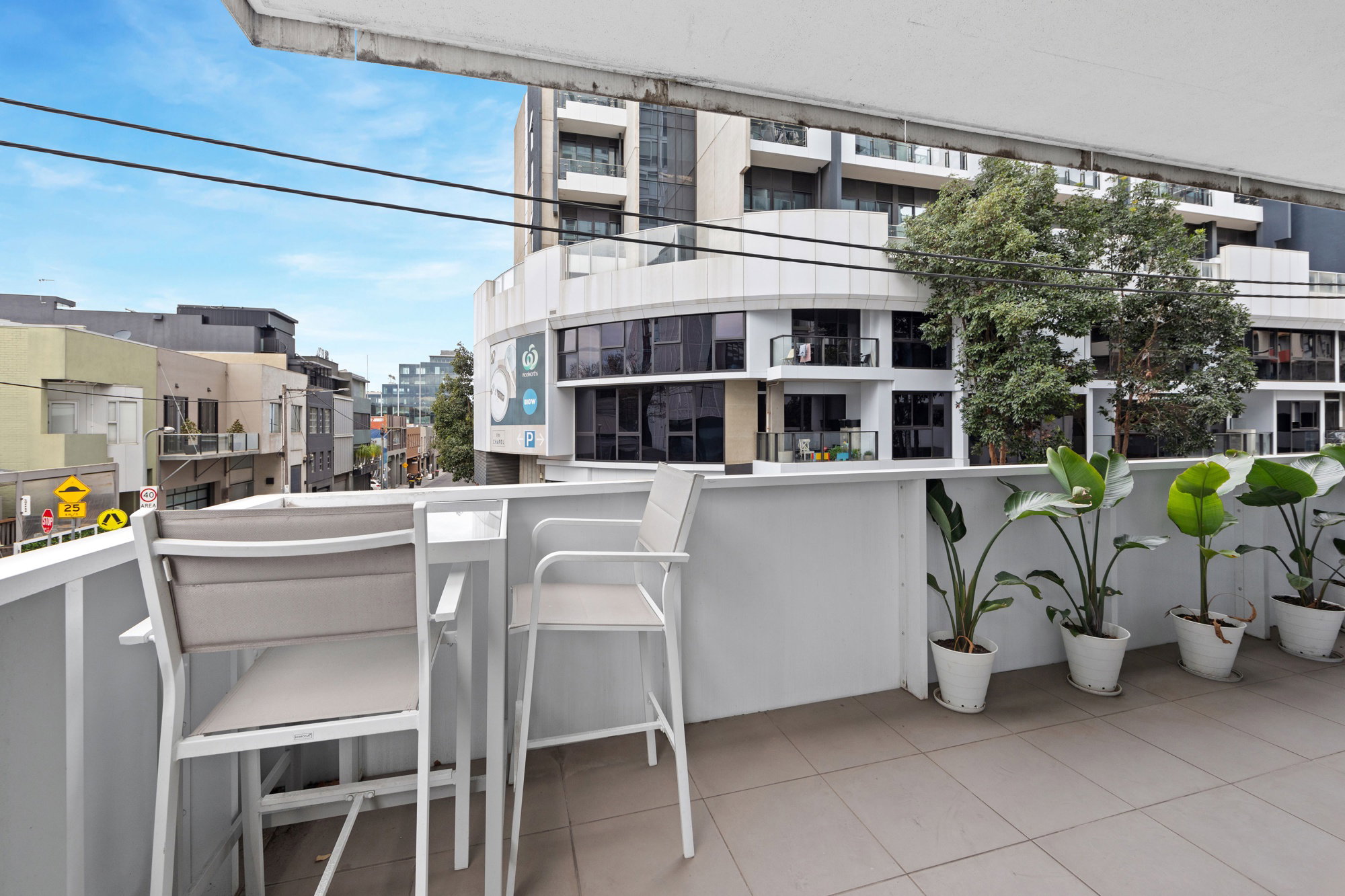 Furnished 2 Bedroom Apartment in South Yarra