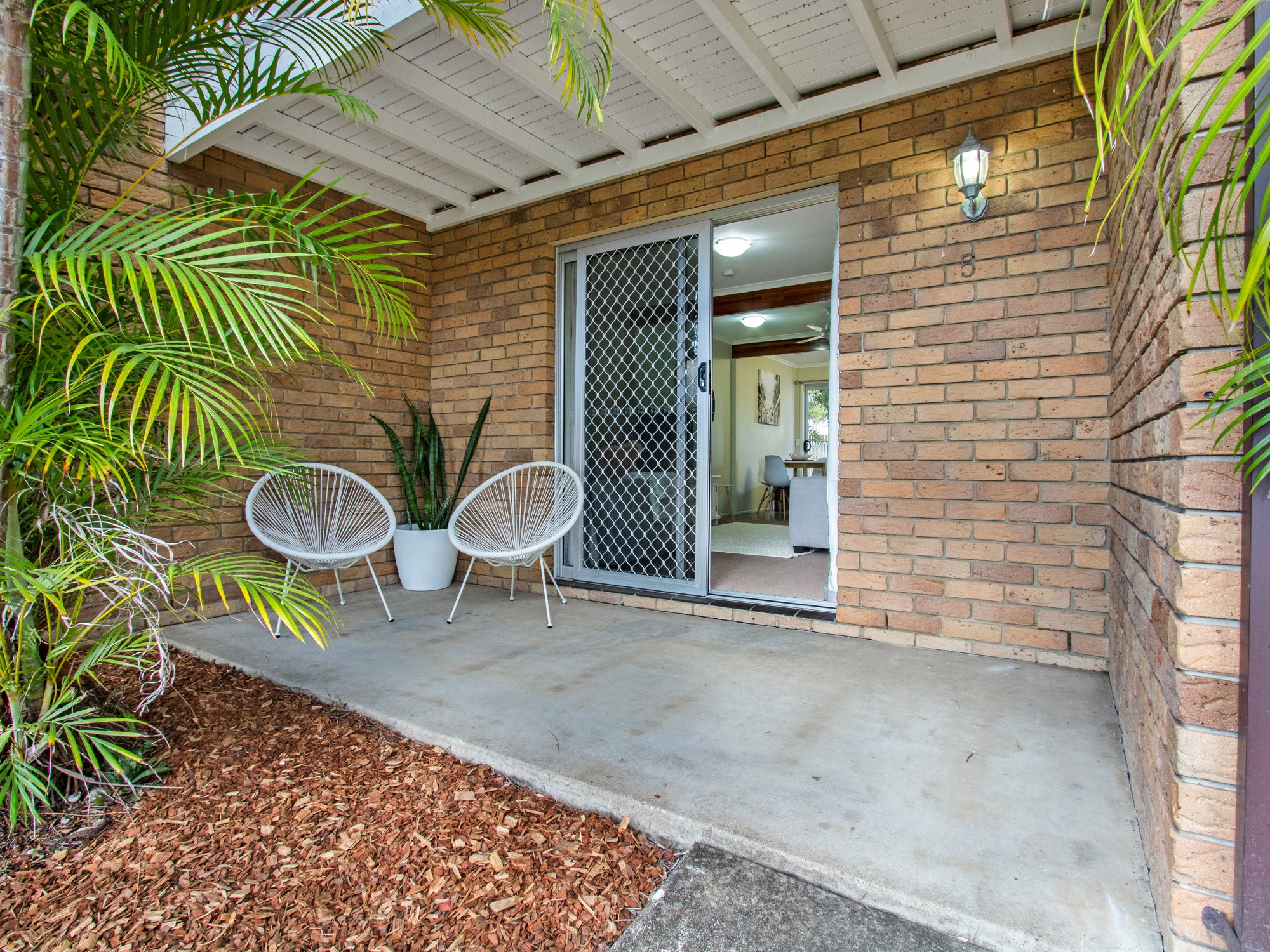 Furnished 2 Bedroom House in Pialba