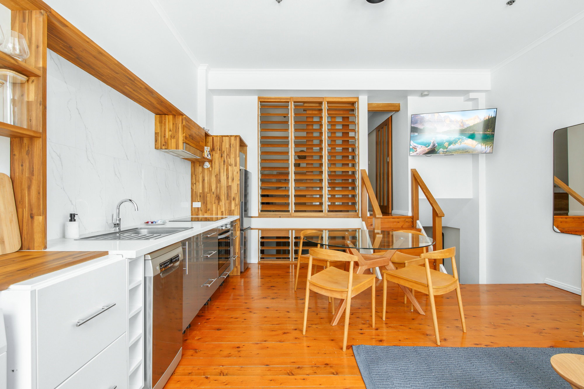 Furnished 2 Bedroom Apartment in Ultimo