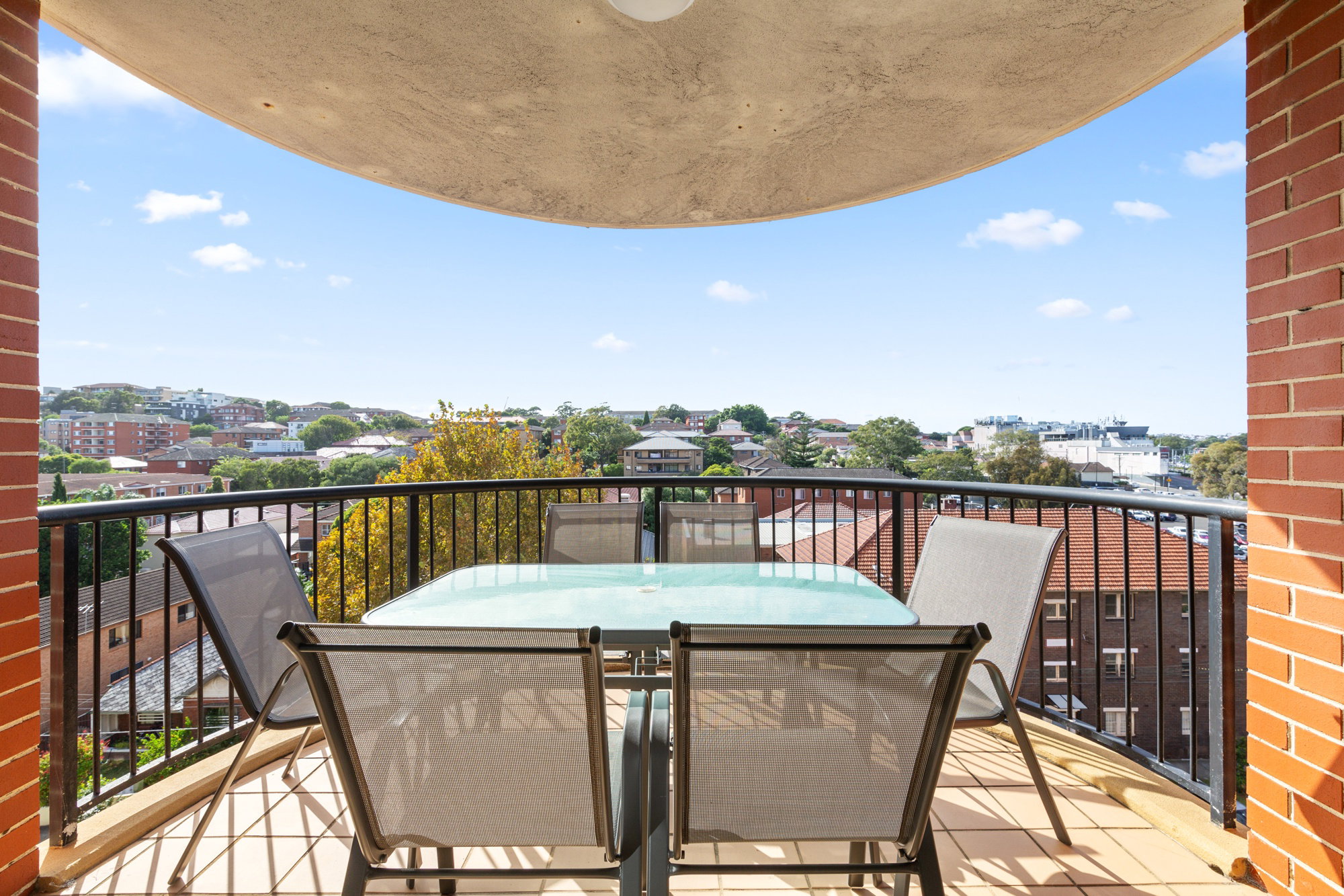 Furnished 3 Bedroom Apartment in Kingsford