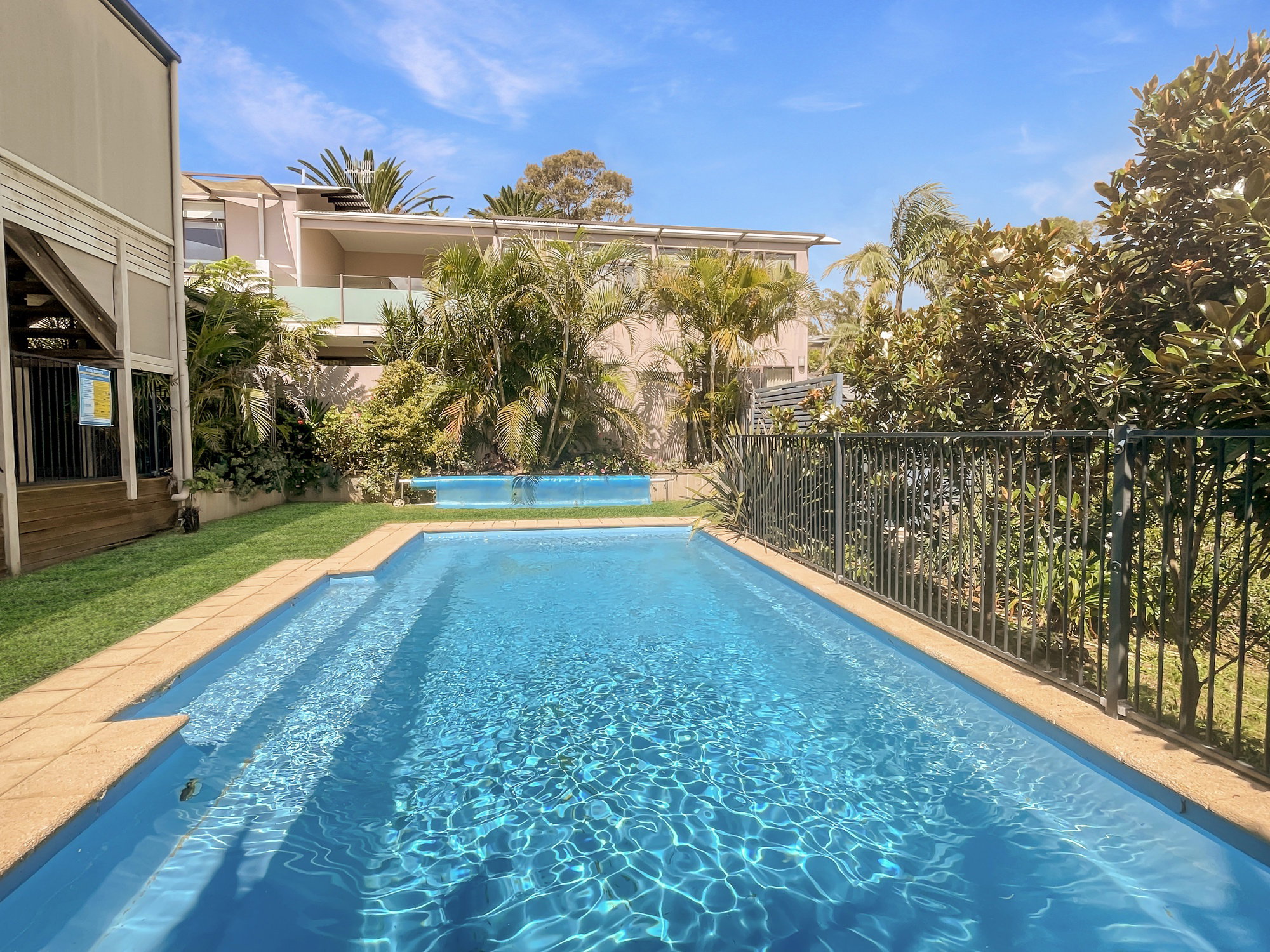 Furnished 4 Bedroom House in Batehaven