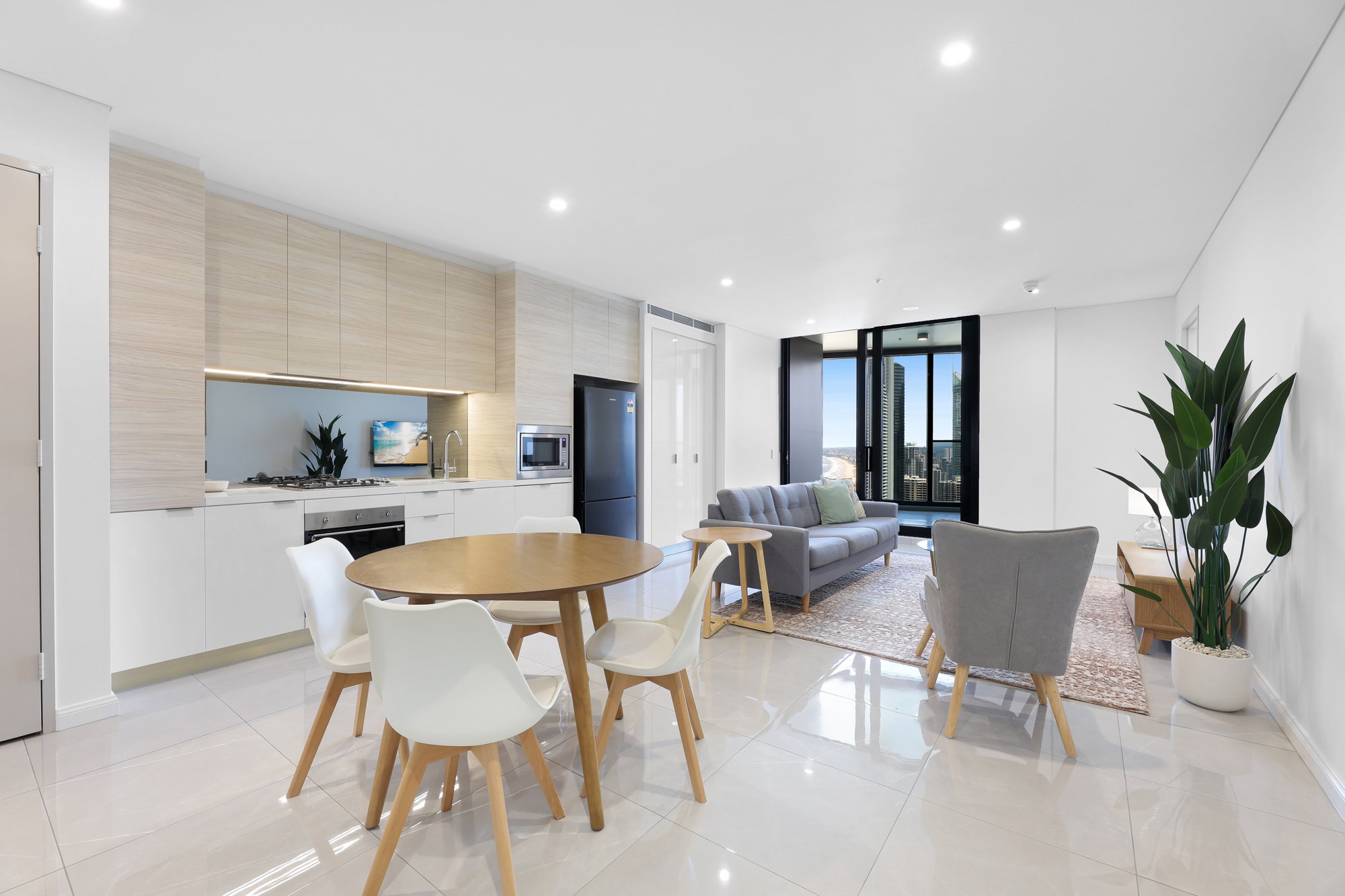 Furnished 1 Bedroom Apartment in Surfers Paradise