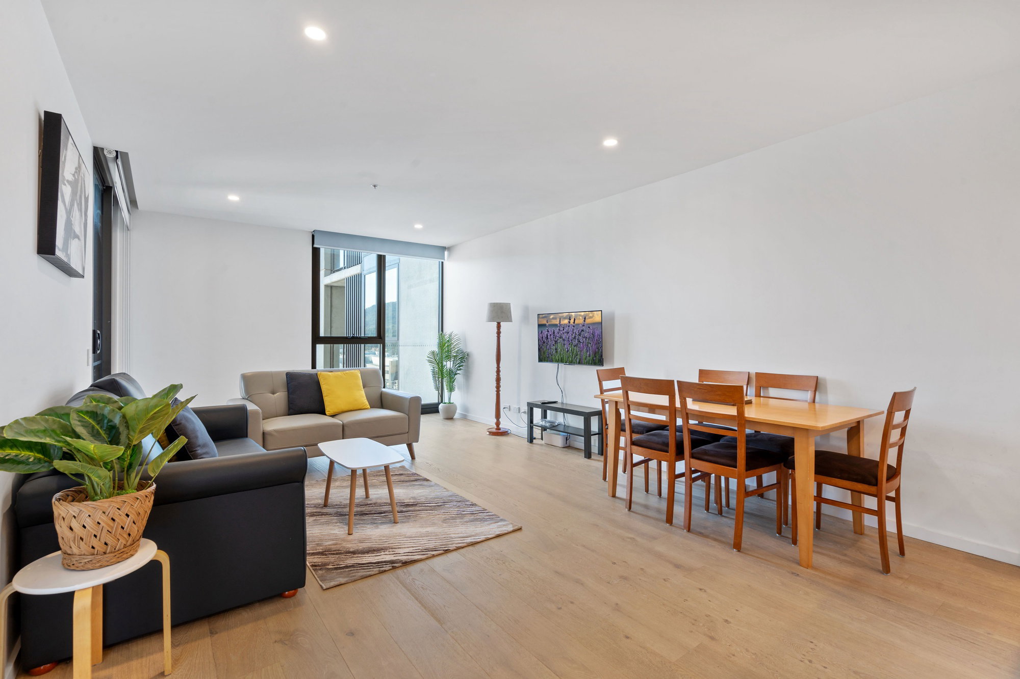 Furnished 1 Bedroom Apartment in Canberra