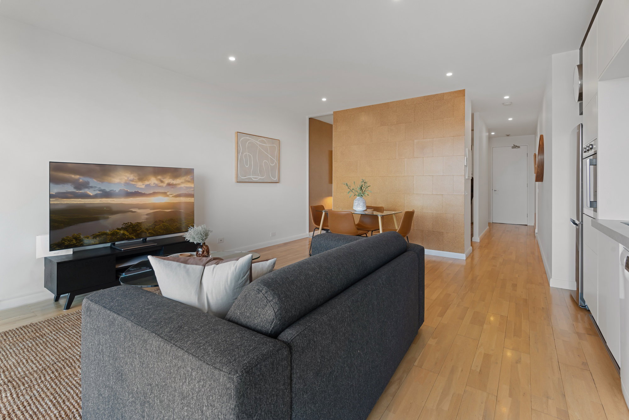 Furnished 1 Bedroom Apartment in Richmond