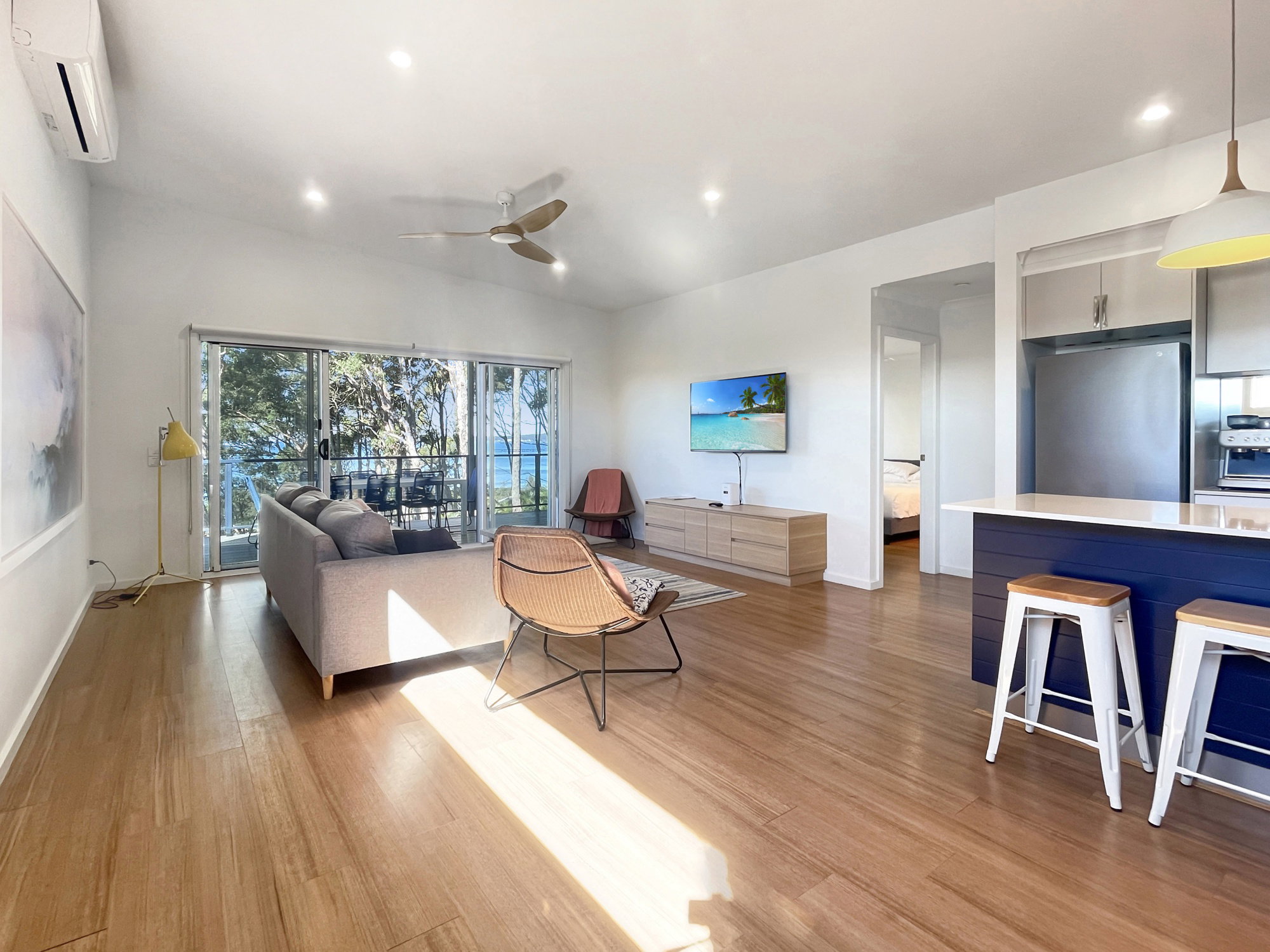 Furnished 3 Bedroom House in Long Beach