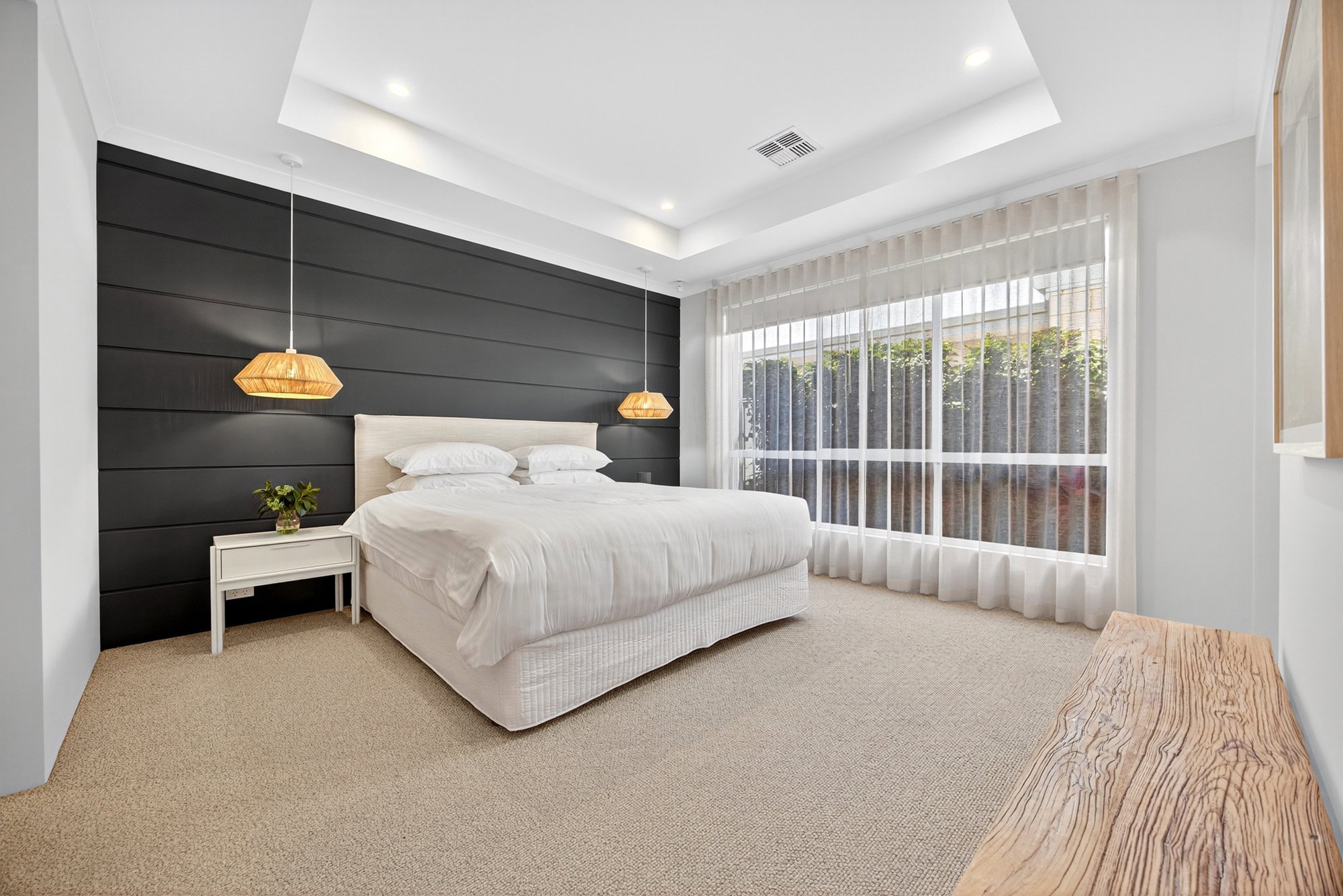 Furnished 4 Bedroom House in Madora Bay