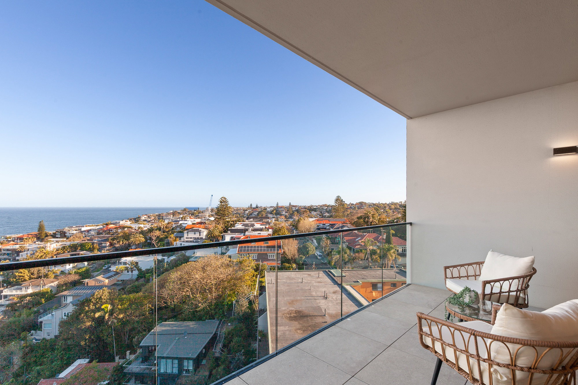 Furnished 1 Bedroom Apartment in Tamarama