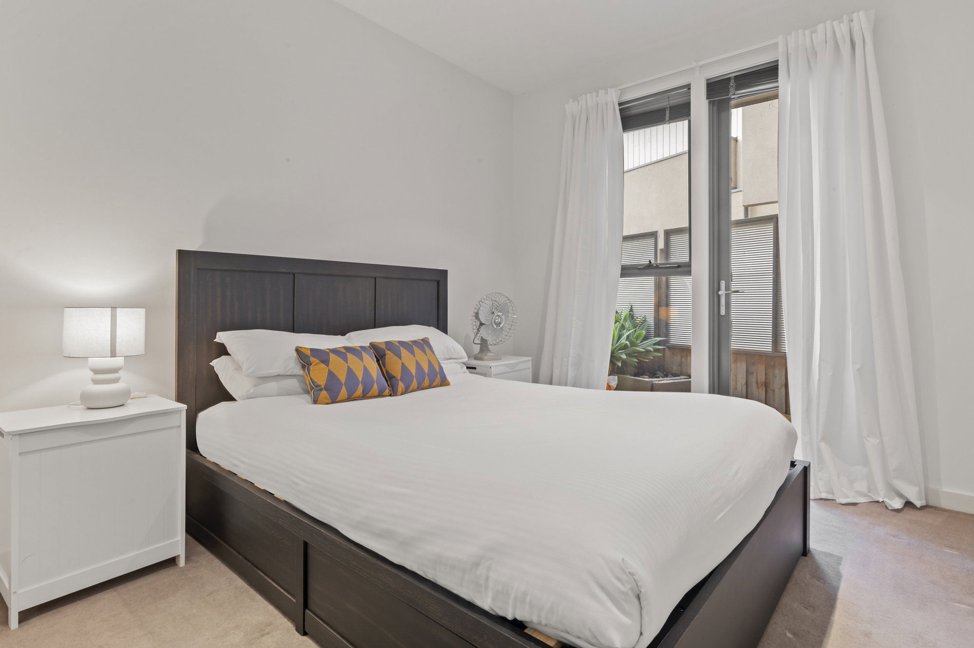 Furnished 3 Bedroom House in Point Cook