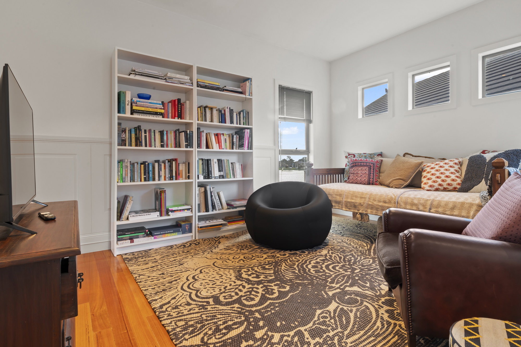 Furnished 3 Bedroom House in Point Cook