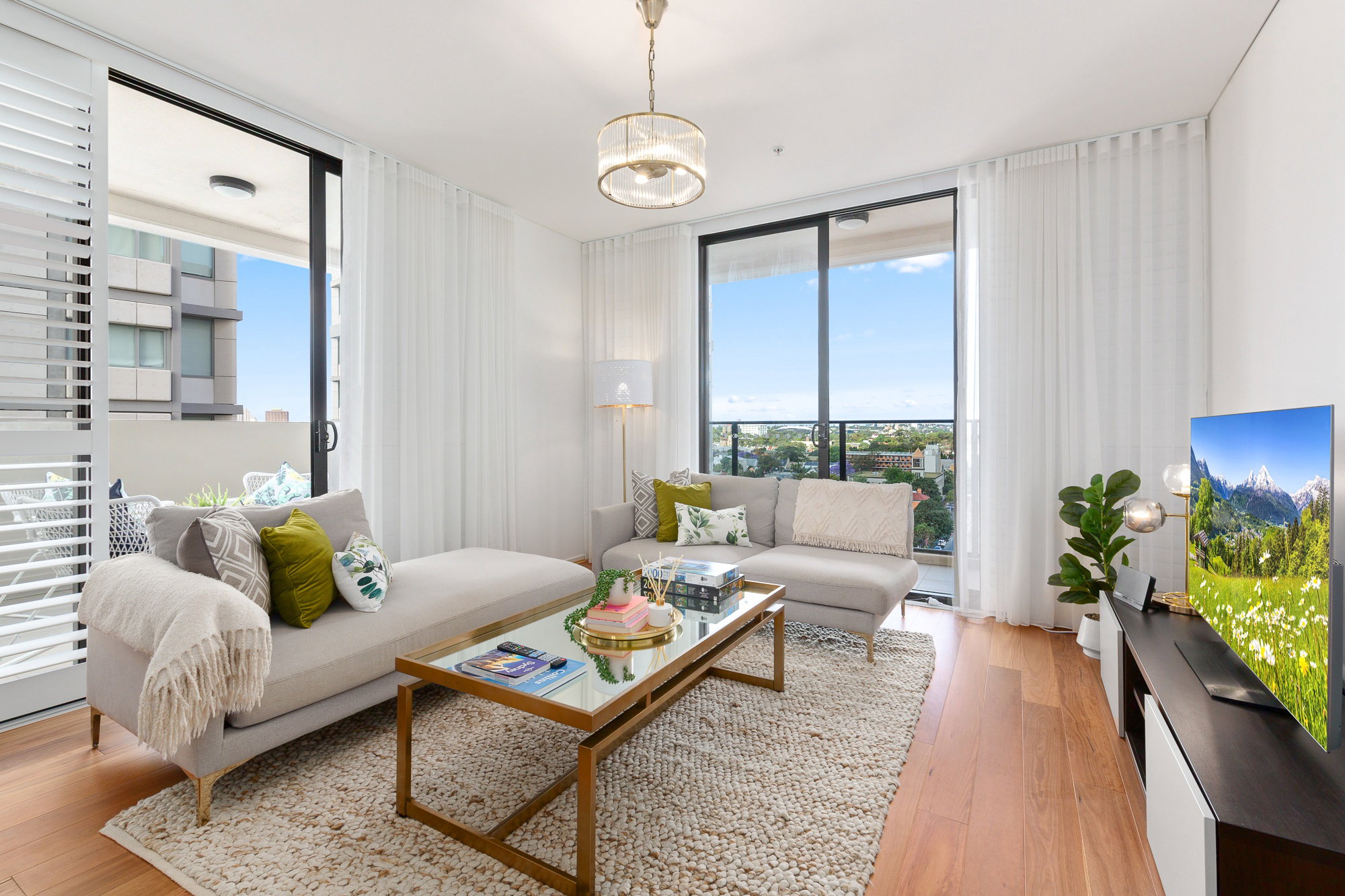 Furnished 2 Bedroom House in Redfern
