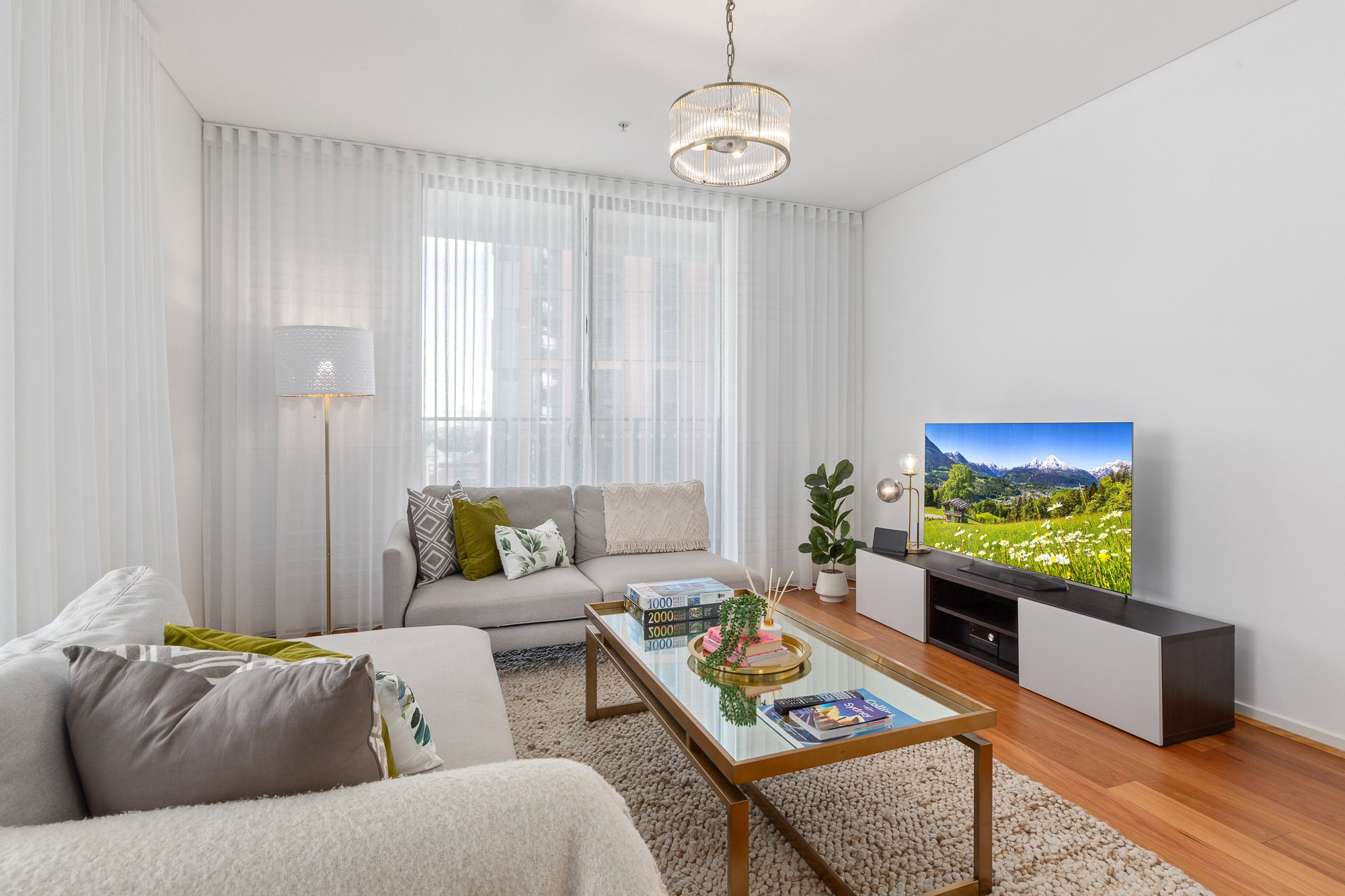 Furnished 2 Bedroom House in Redfern