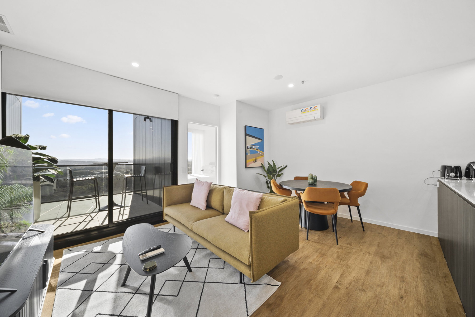 Furnished 2 Bedroom Apartment in Belconnen