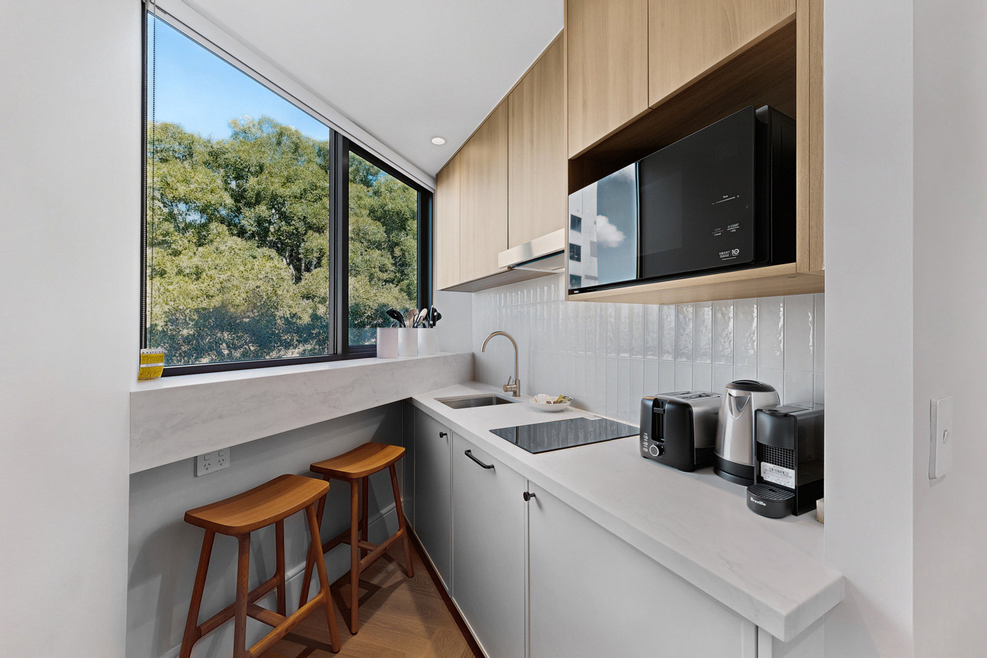 Furnished 1 Bedroom Apartment in Potts Point