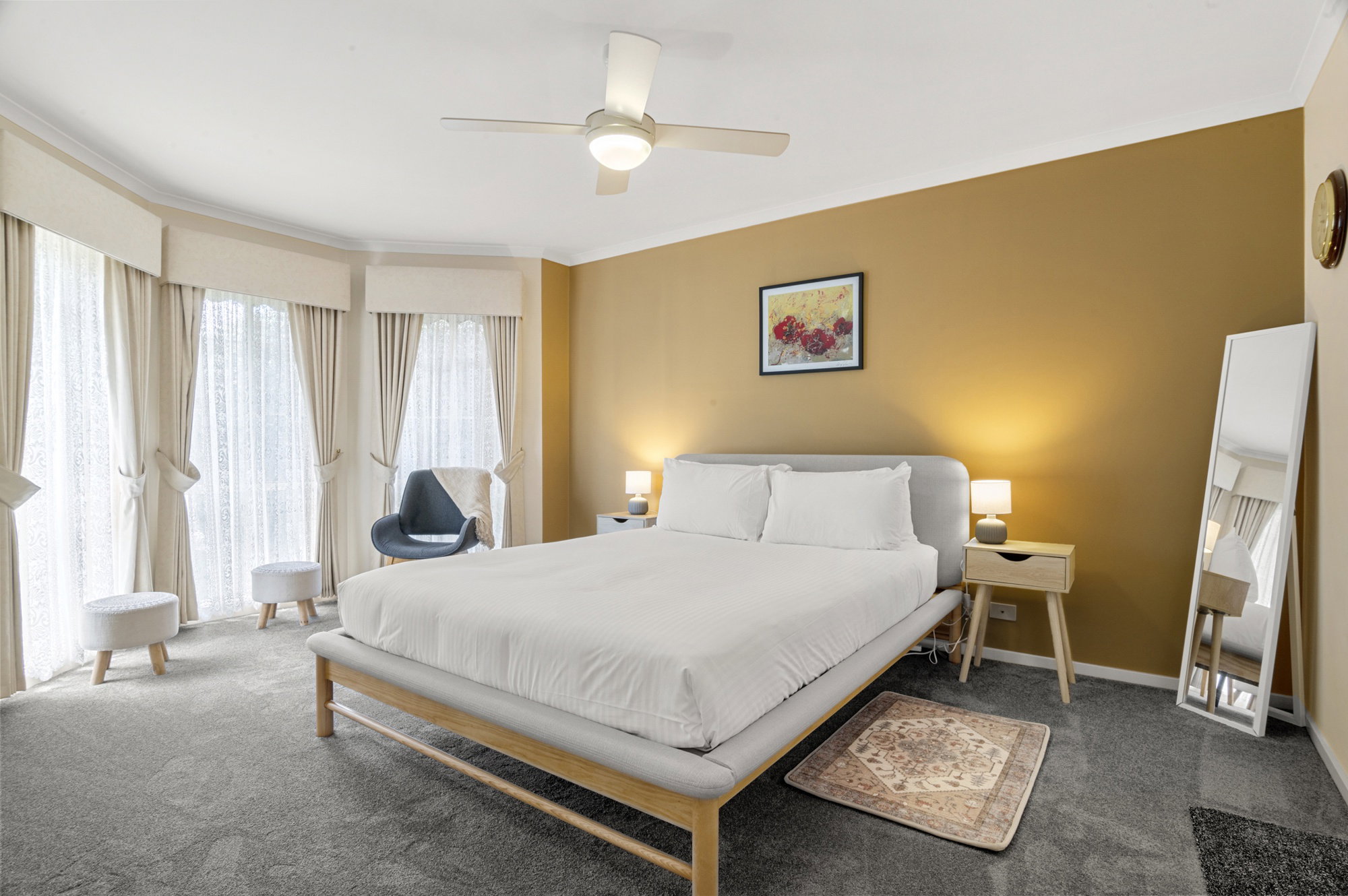 Furnished 3 Bedroom House in Werribee