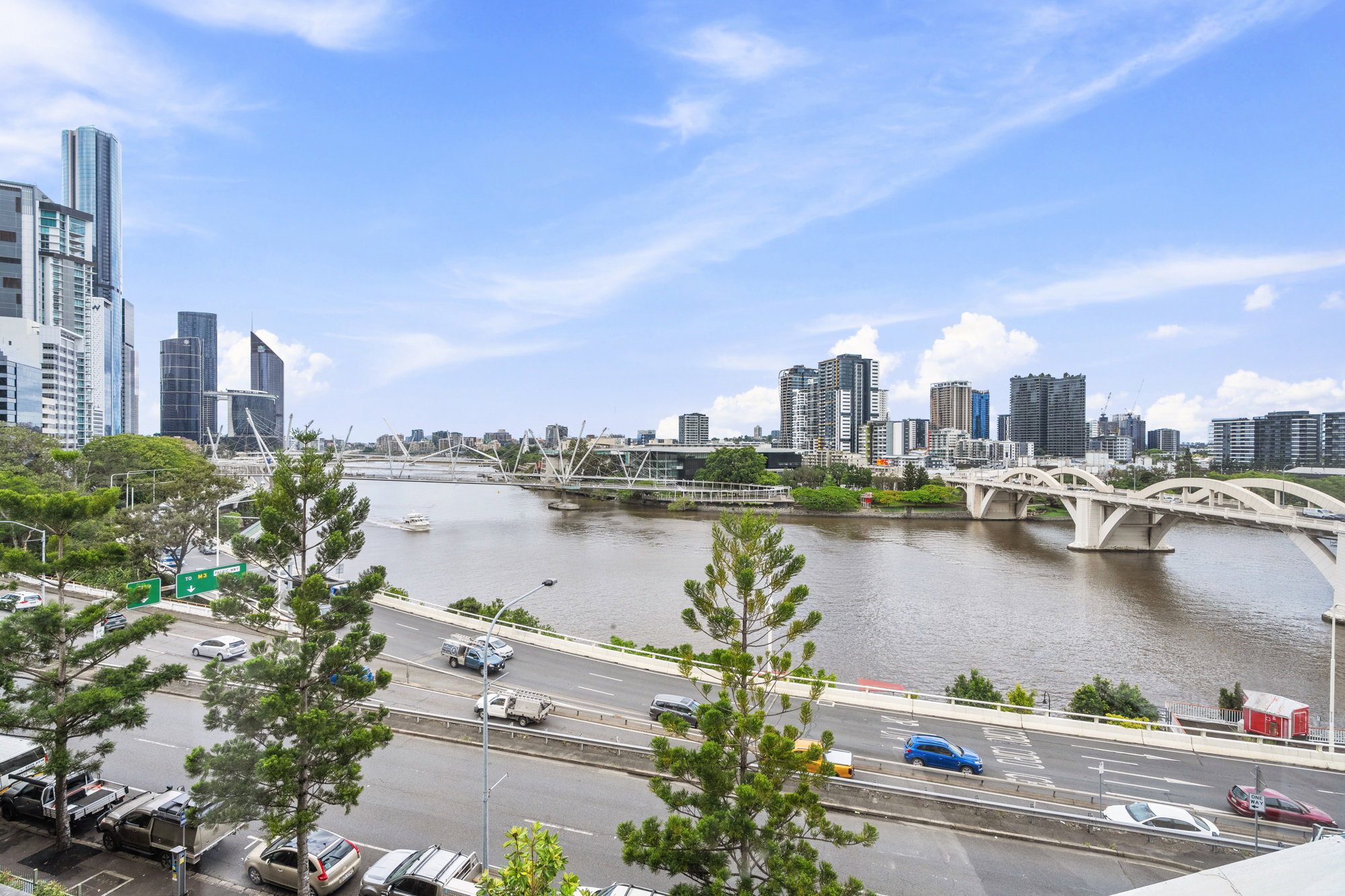 Furnished 1 Bedroom Rental in Brisbane City