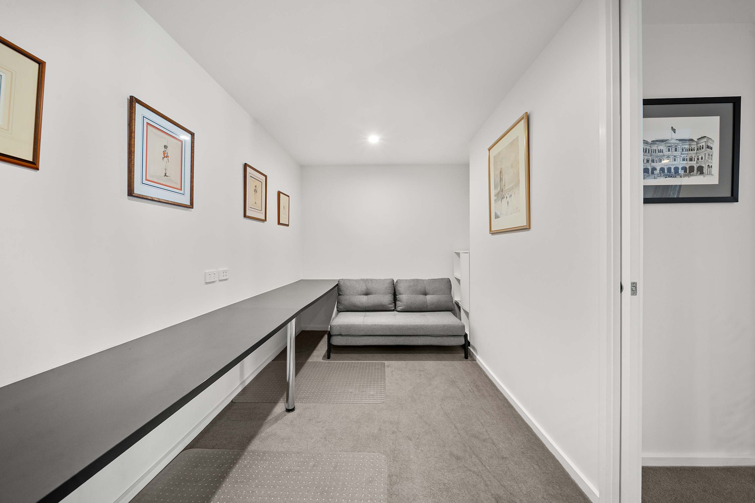 Furnished 2 Bedroom Apartment in Kingston
