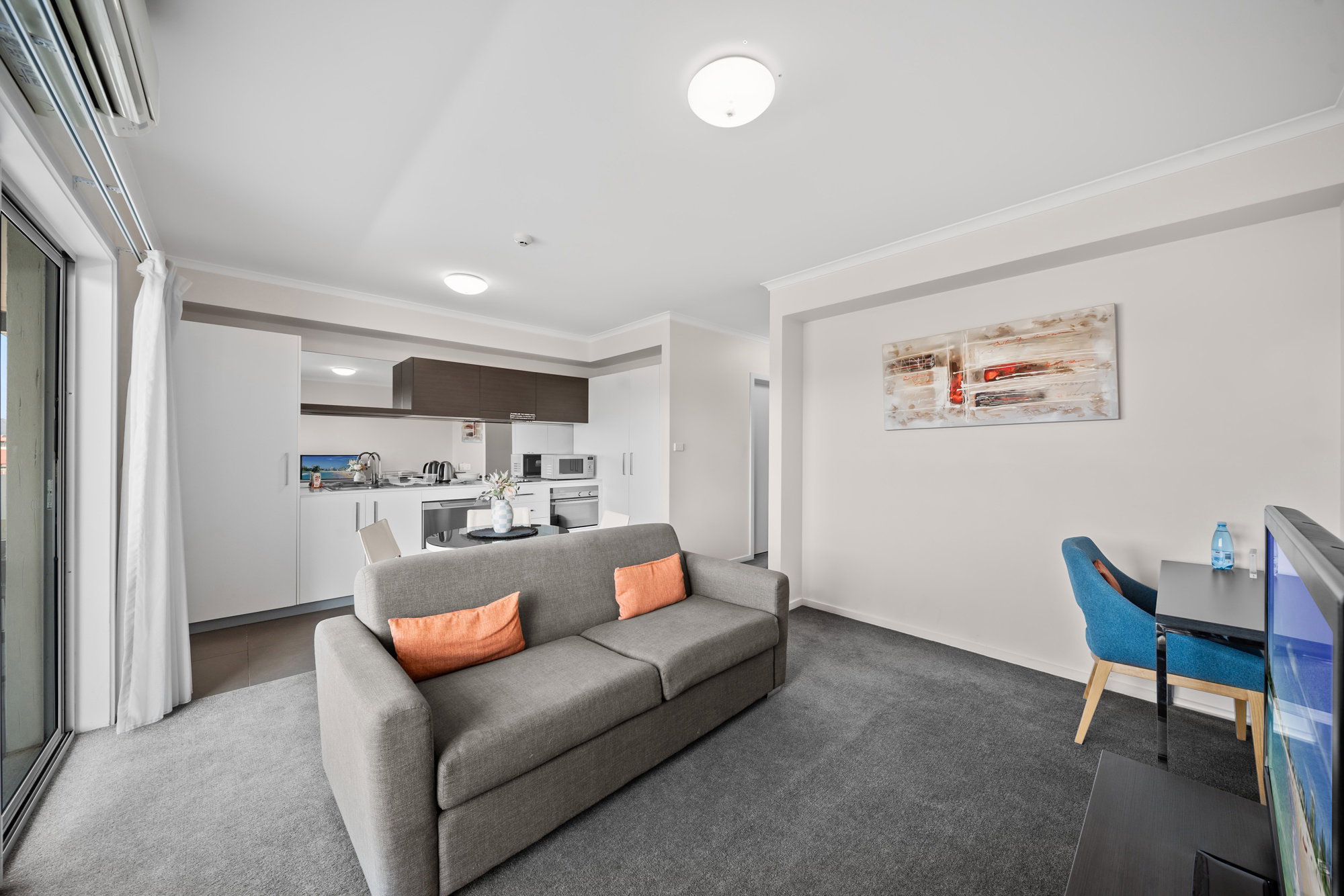Furnished 1 Bedroom Apartment in Greenway