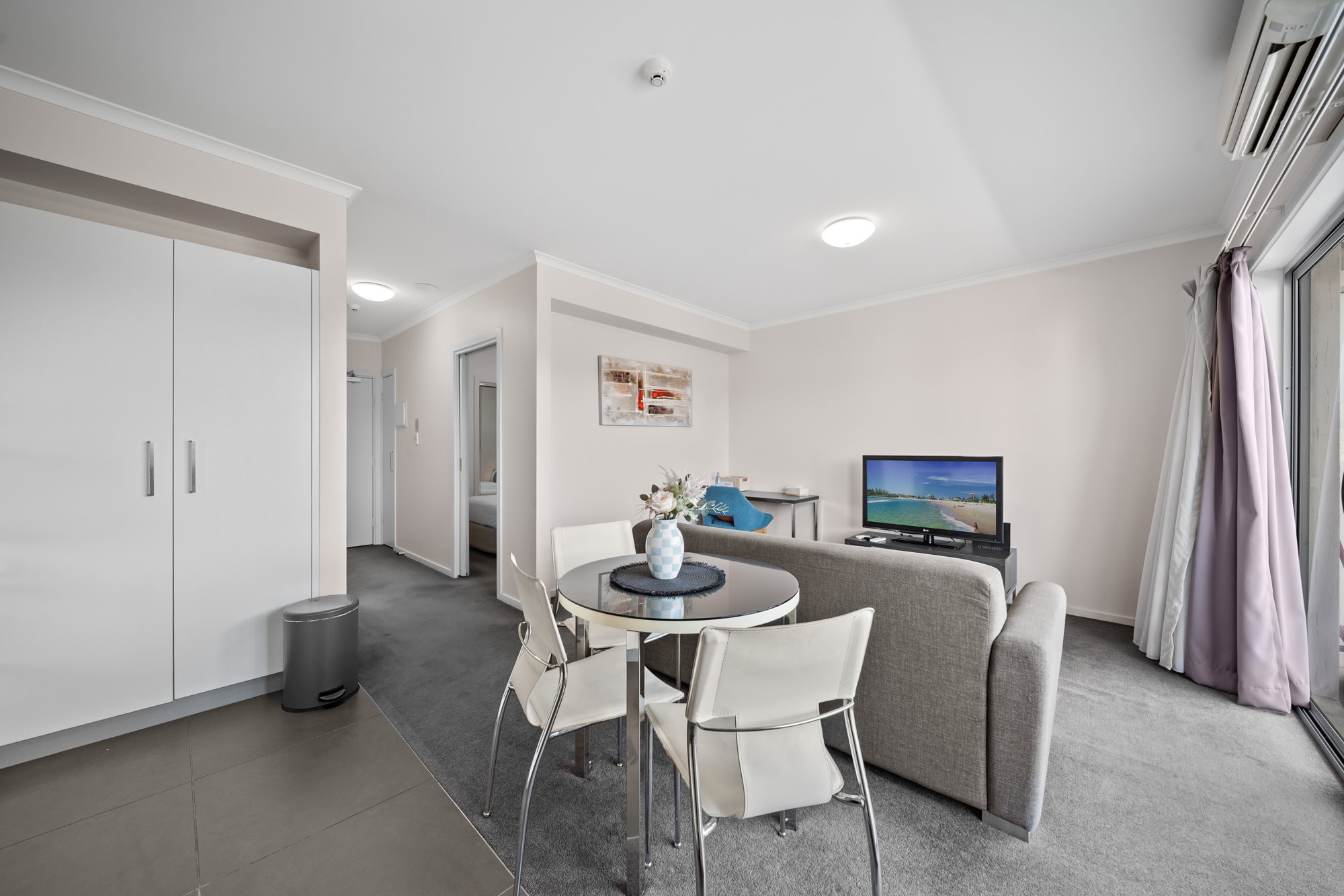 Furnished 1 Bedroom Apartment in Greenway