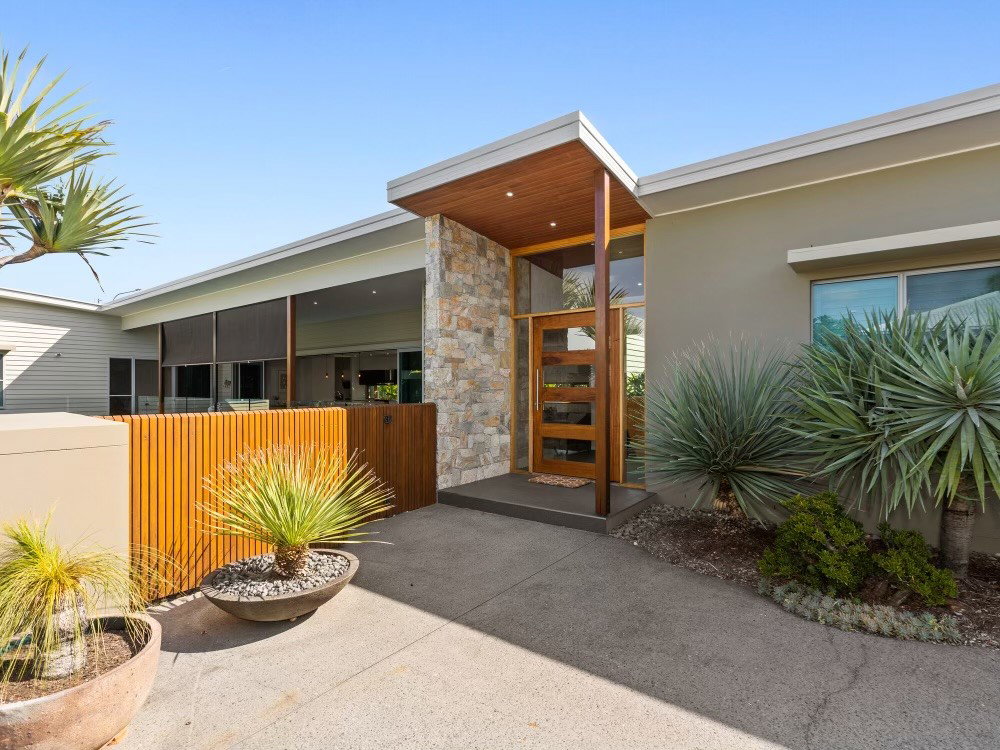 Furnished 4 Bedroom House in Kingscliff