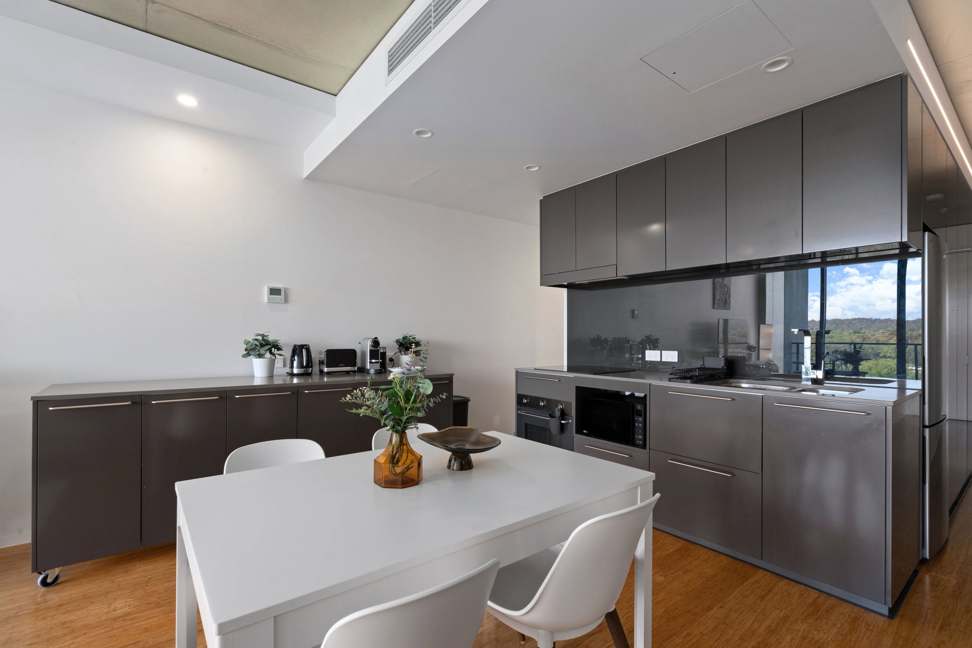 Furnished 1 Bedroom Apartment in Lyneham